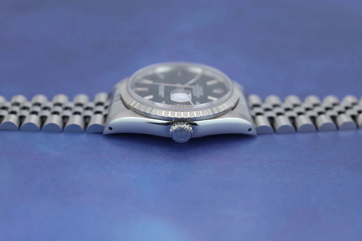 1995 Rolex Datejust Ref. 16220 Black Dial | Mint | Box and Papers - Sierra Time Co