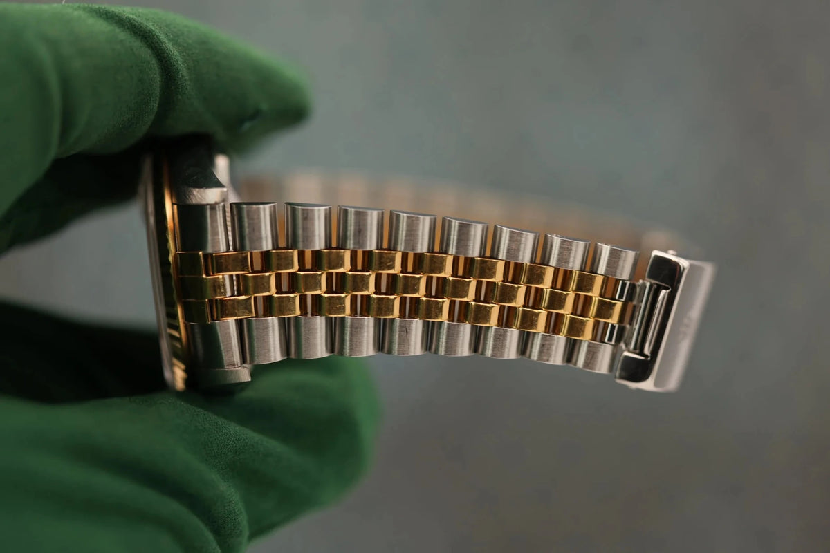1995 Rolex Datejust Ref. 16233 | Champagne Dial - Sierra Time Co