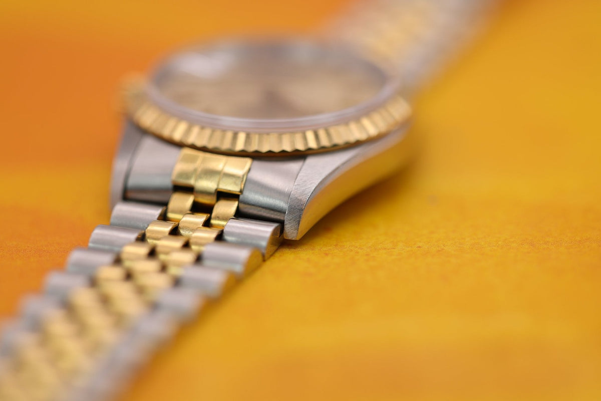 1995 Rolex Datejust Ref. 16233 | Champagne Dial | Excellent Condition - Sierra Time Co