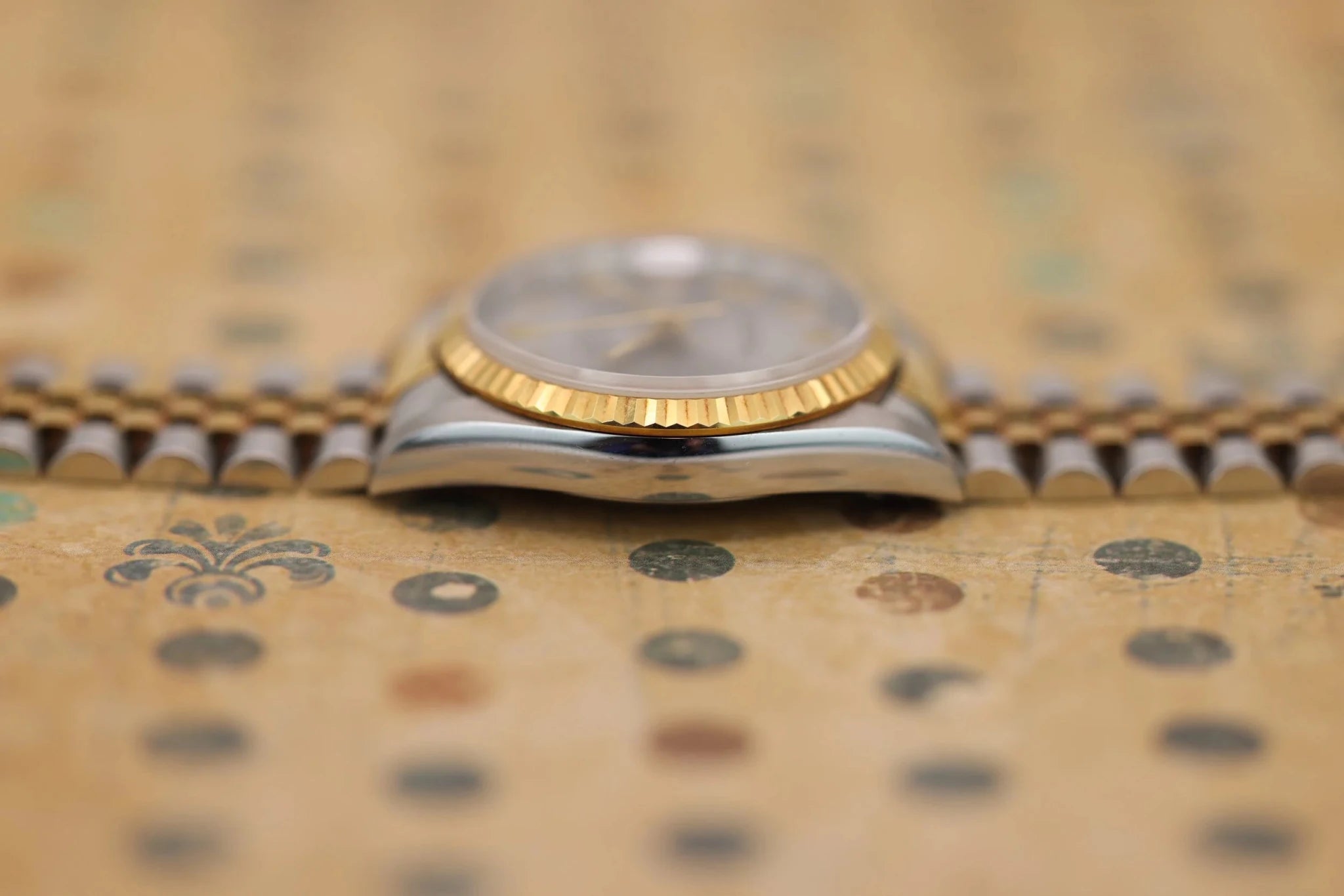 1995 Rolex Datejust Ref. 16233 | Grey Roman Dial - Sierra Time Co