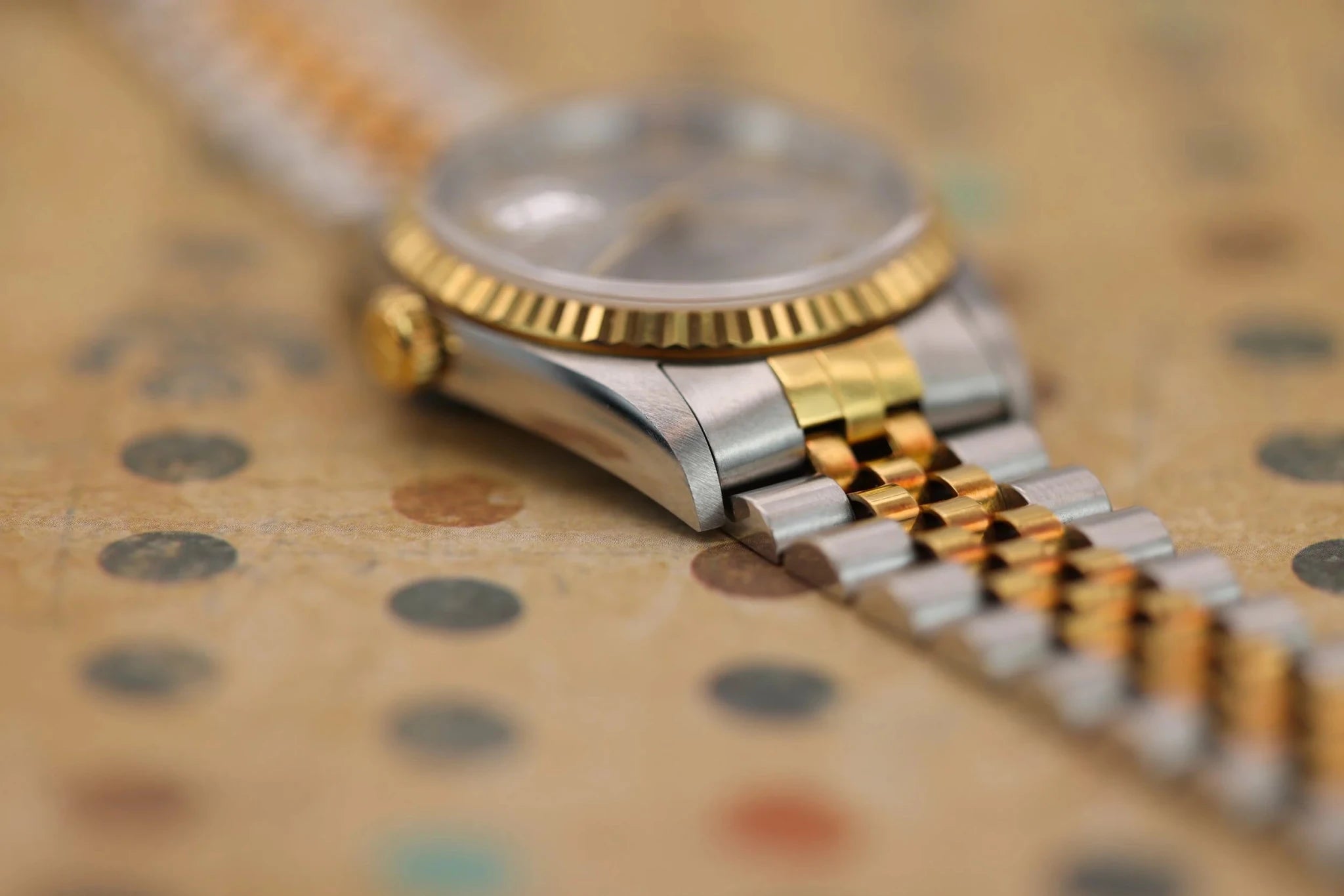 1995 Rolex Datejust Ref. 16233 | Grey Roman Dial - Sierra Time Co