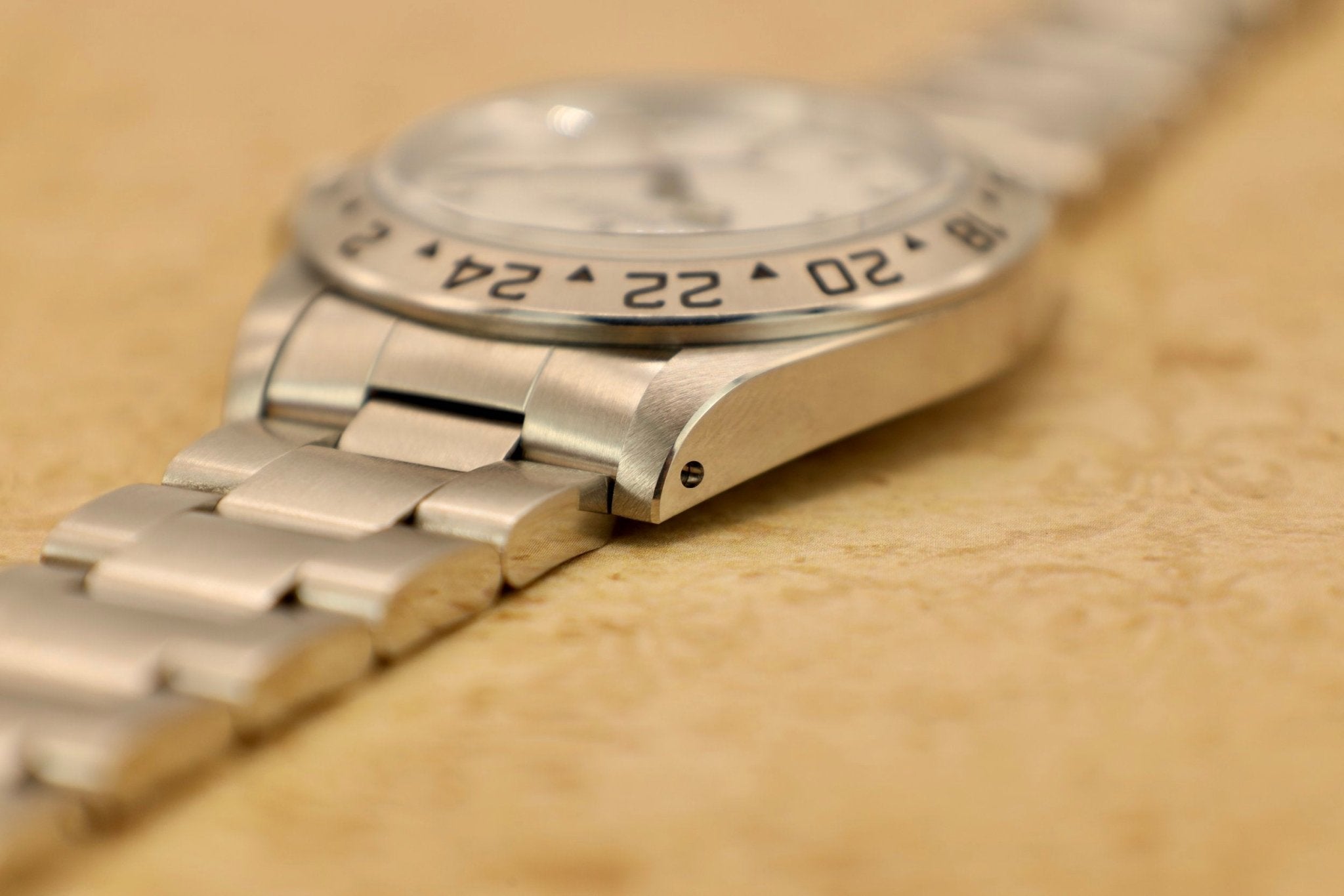 1995 Rolex Explorer II Ref. 16570 Polar | Creamy Tritium - Sierra Time Co