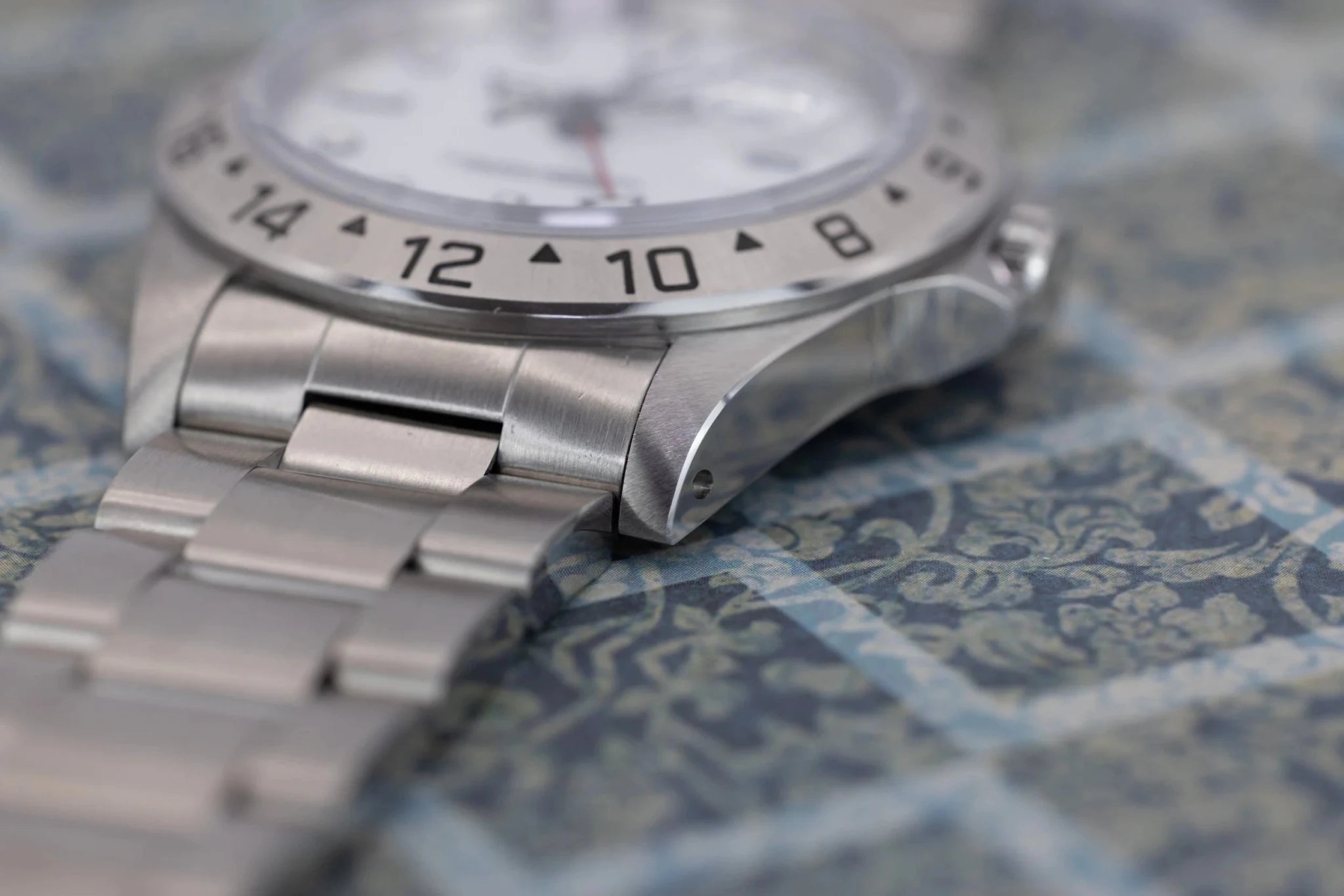1995 Rolex Explorer II Ref. 16570 Polar | Early Tritium Gloss Dial - Sierra Time Co