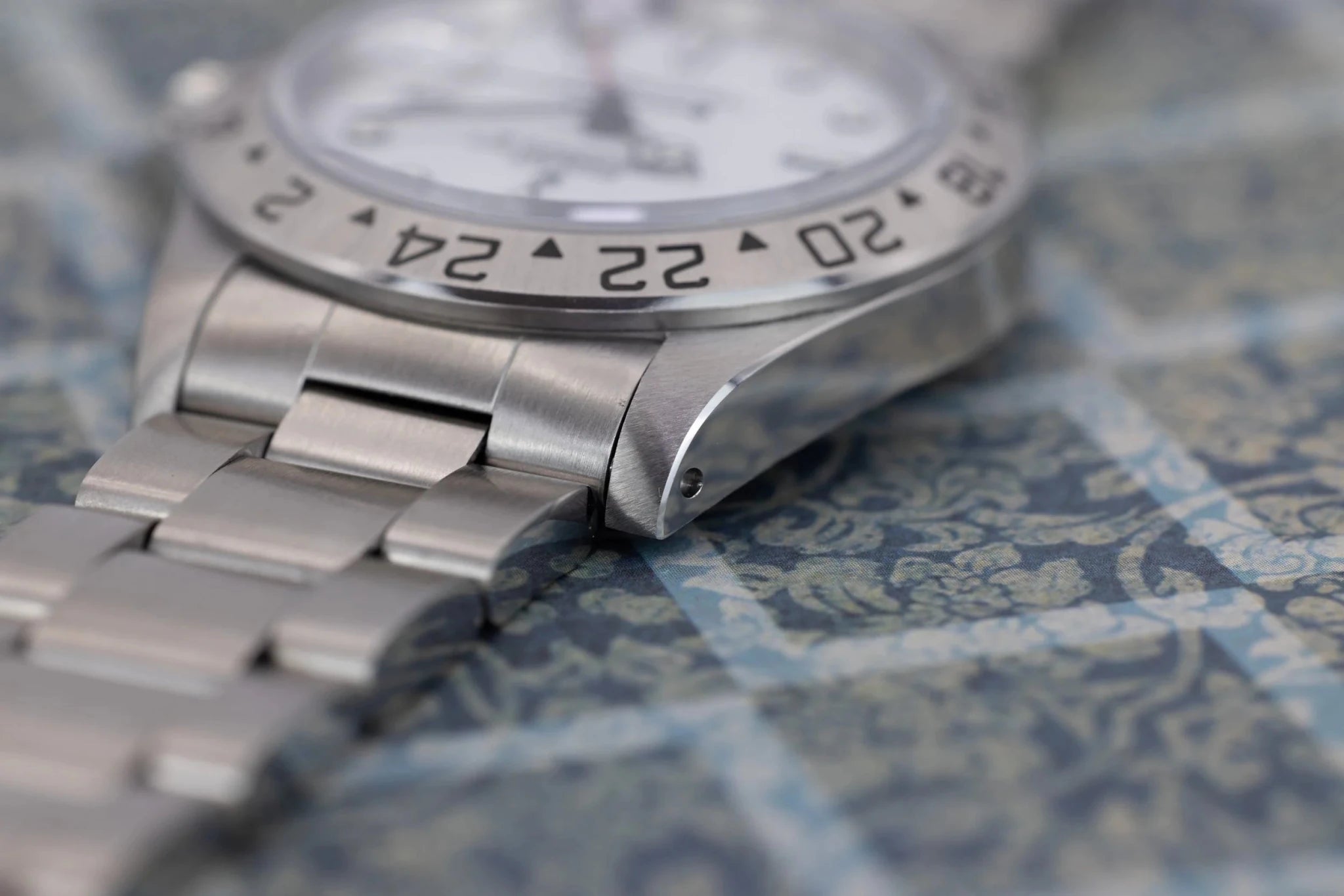 1995 Rolex Explorer II Ref. 16570 Polar | Early Tritium Gloss Dial - Sierra Time Co
