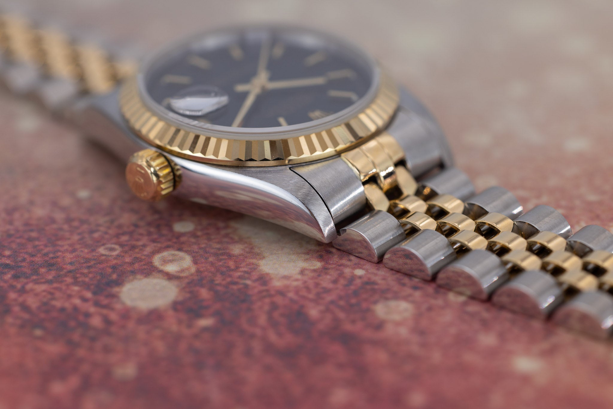 1995 Rolex Ladies Datejust Ref. 68273 | Two-Tone | 31mm | Black Dial - Sierra Time Co