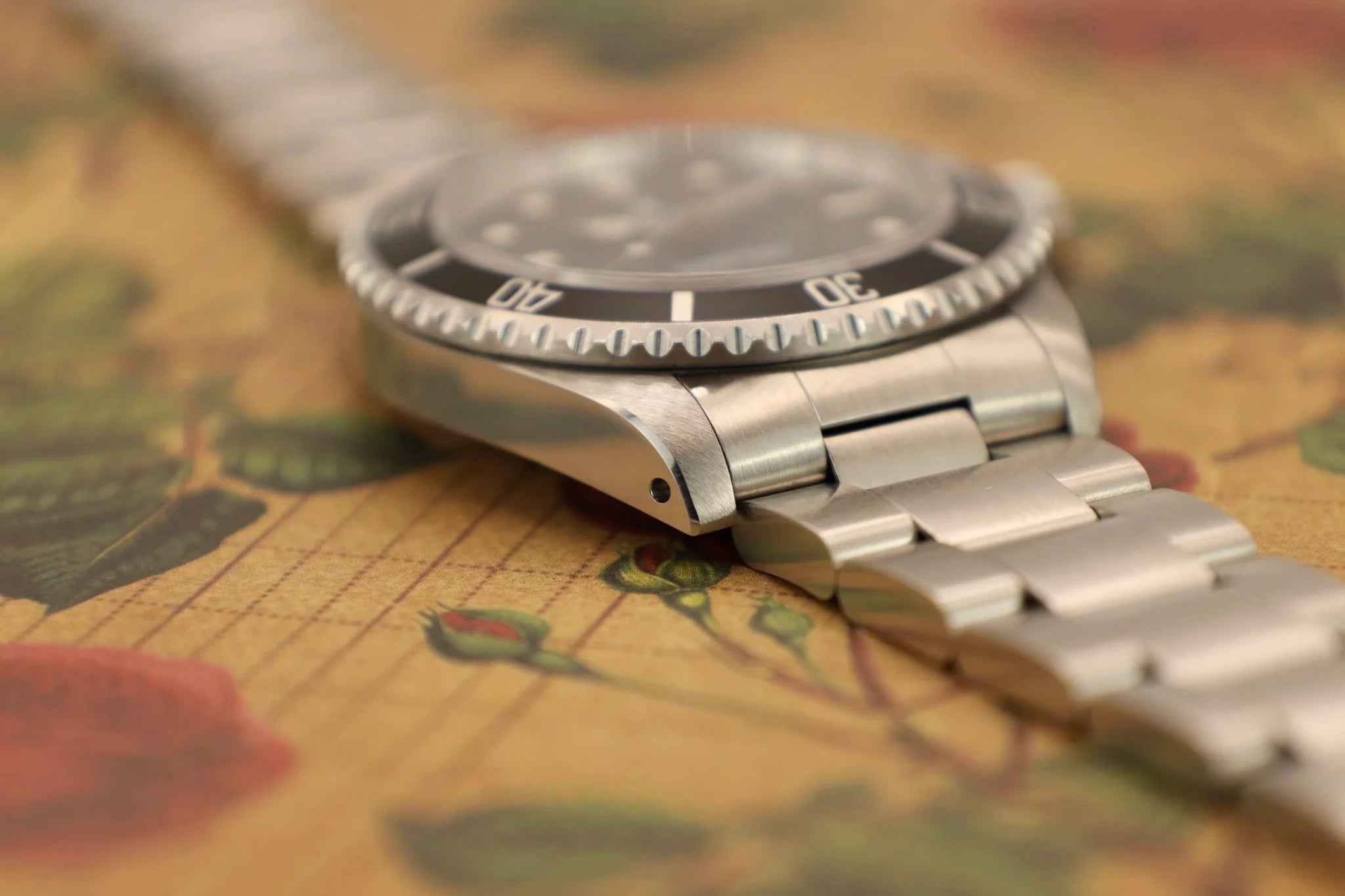 1995 Rolex Submariner Ref. 14060 | Creamy Patina - Sierra Time Co