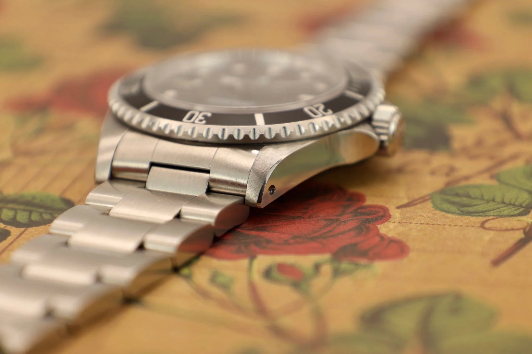 1995 Rolex Submariner Ref. 14060 | Creamy Patina - Sierra Time Co