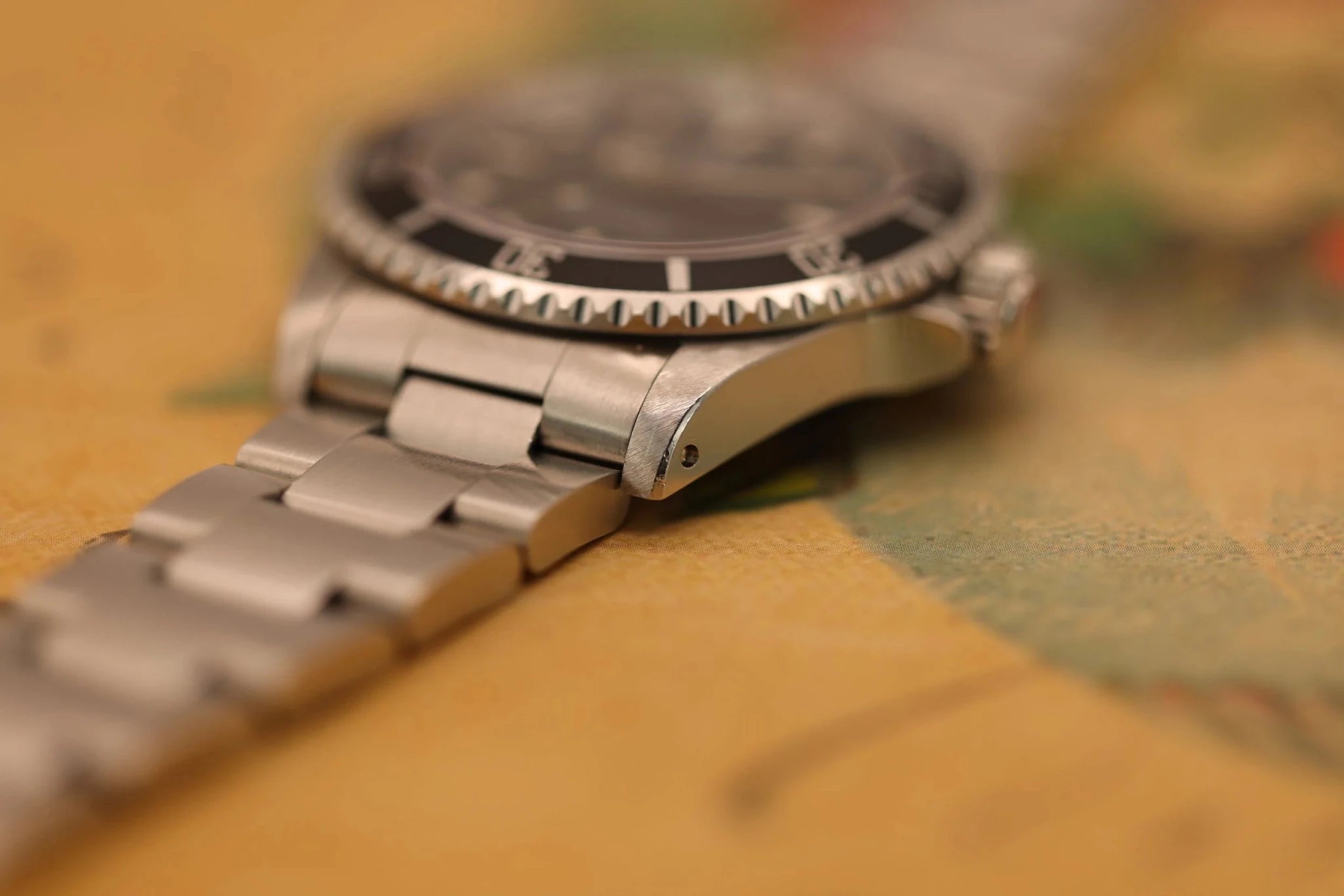 1995 Rolex Submariner Ref. 14060 | Creamy Patina | Box and Papers - Sierra Time Co