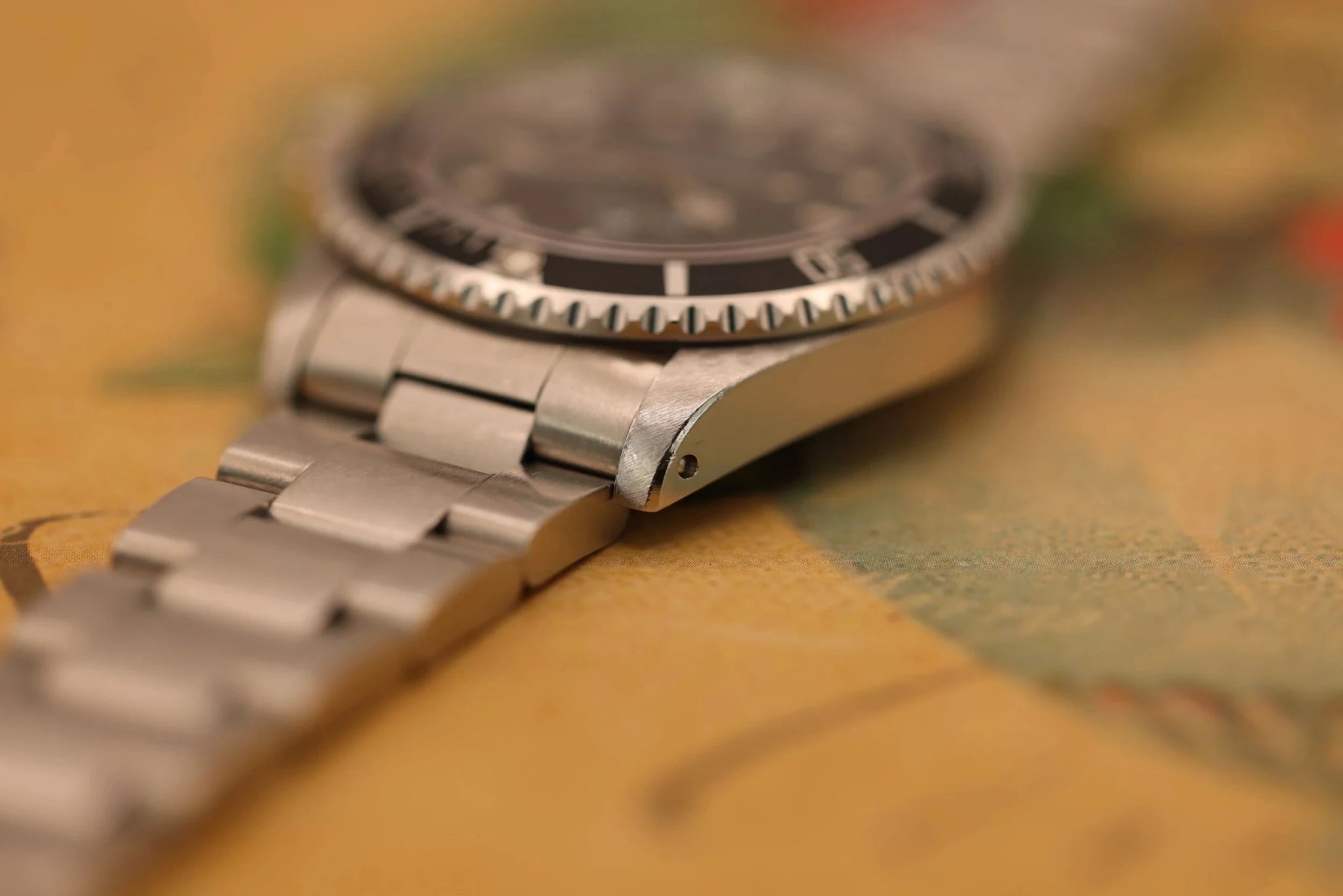 1995 Rolex Submariner Ref. 14060 | Creamy Patina | Box and Papers - Sierra Time Co