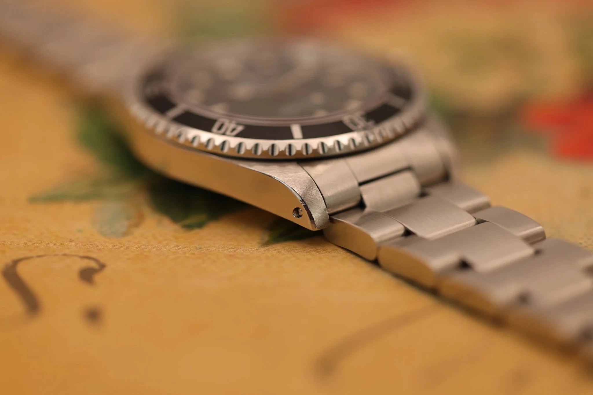 1995 Rolex Submariner Ref. 14060 | Creamy Patina | Box and Papers - Sierra Time Co