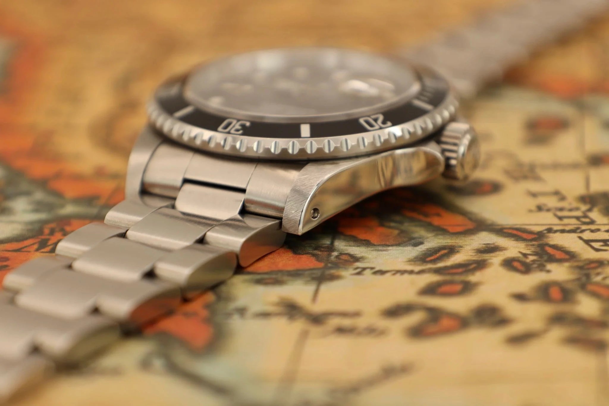 1995 Rolex Submariner Ref. 16610 | Creamy Patina - Sierra Time Co