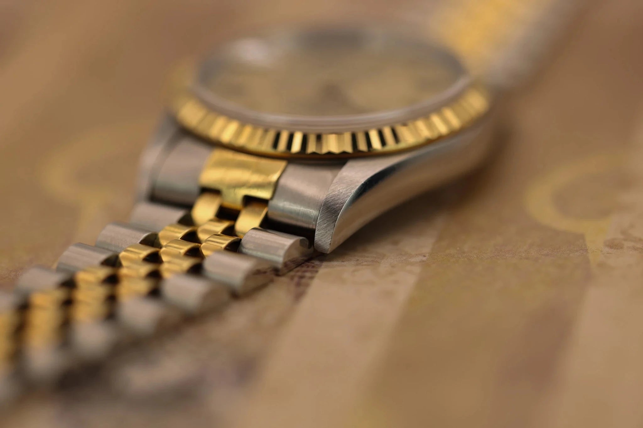 1996 Rolex Datejust Ref. 16233 | Champagne Dial - Sierra Time Co