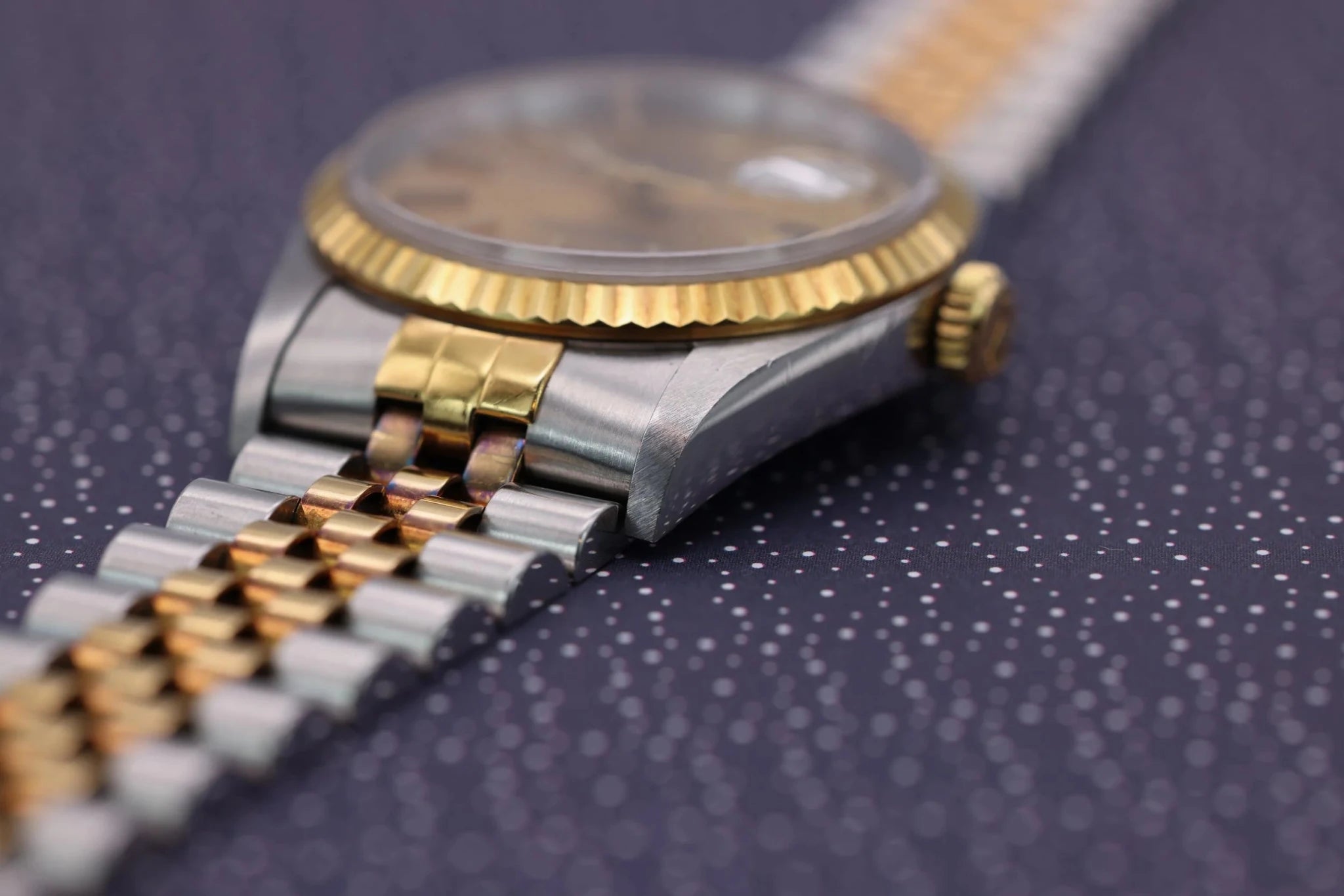 1996 Rolex Datejust Ref. 16233 | Champagne Dial | Box and Papers - Sierra Time Co