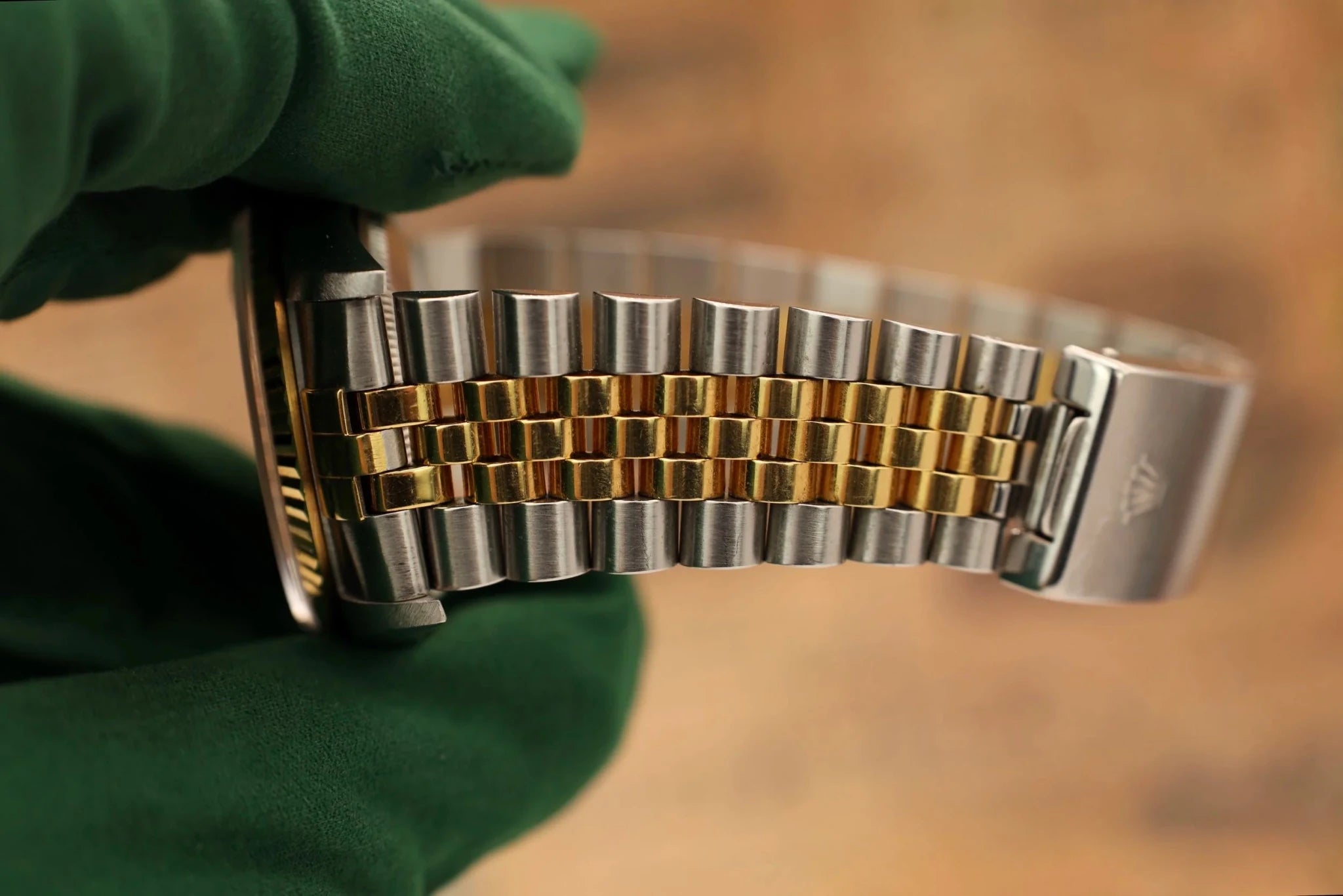 1996 Rolex Datejust Ref. 16233 | Cream Pyramid Dial - Sierra Time Co