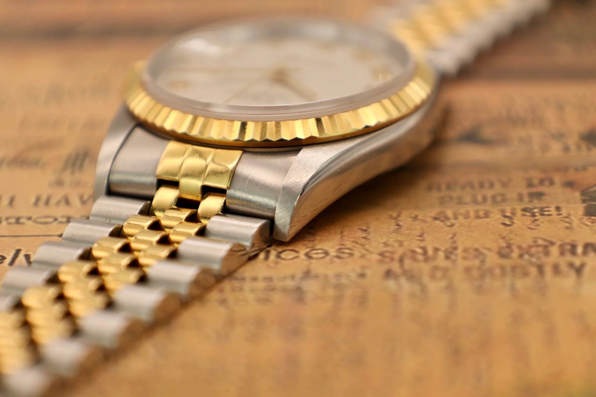 1996 Rolex Datejust Ref. 16233 | Cream Pyramid Dial - Sierra Time Co
