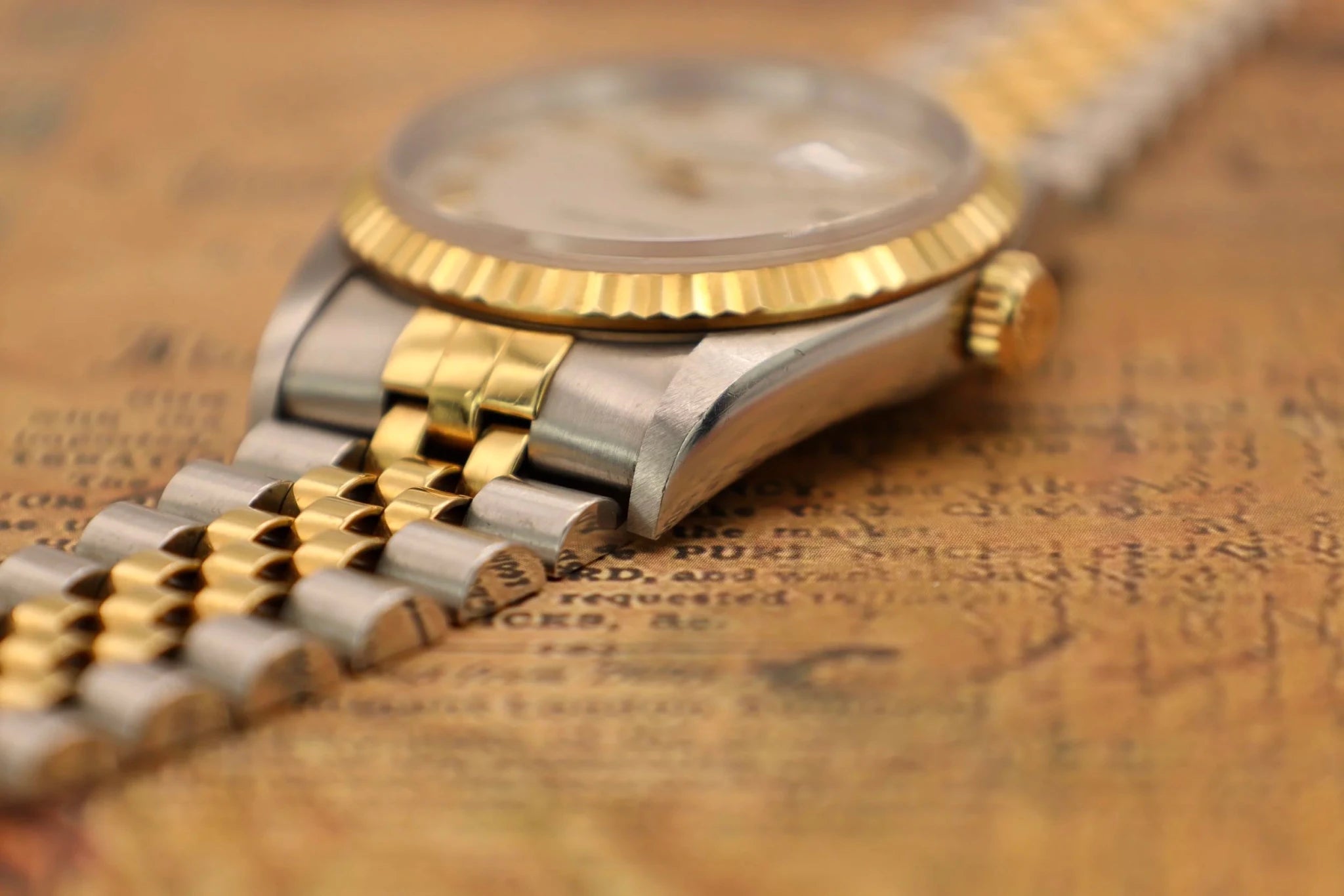 1996 Rolex Datejust Ref. 16233 | Cream Pyramid Dial - Sierra Time Co