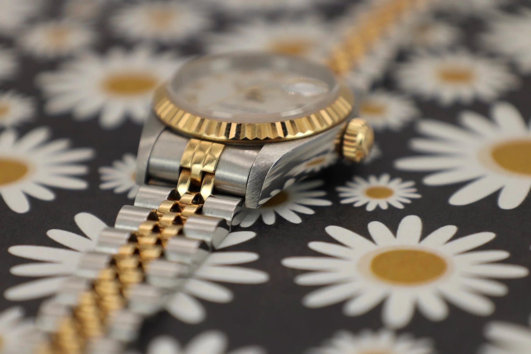 1996 Rolex Datejust Ref. 69173 | Cream Pyramid Dial - Sierra Time Co