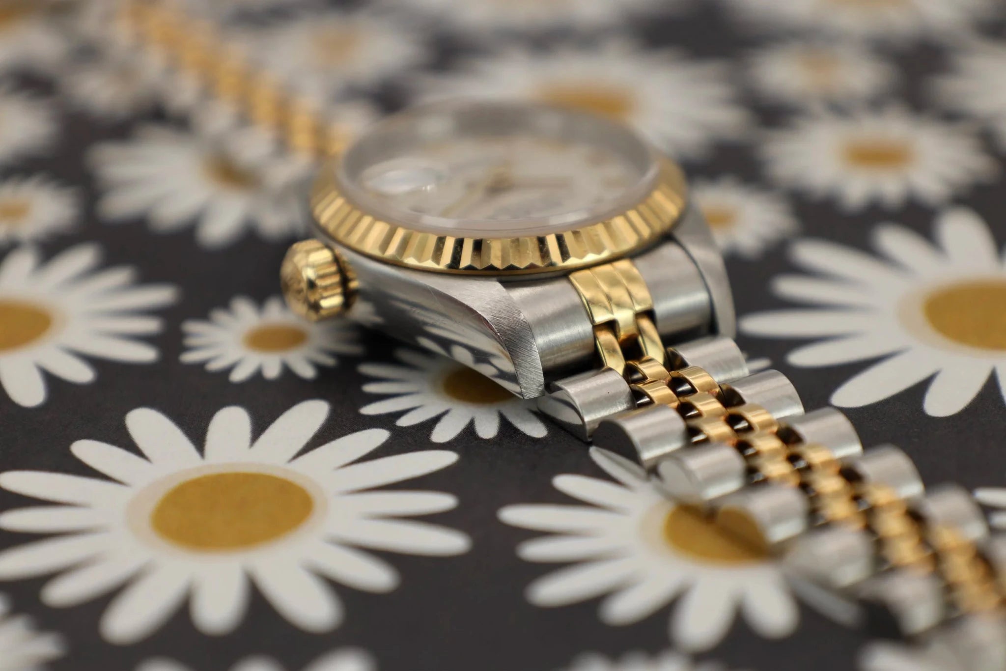 1996 Rolex Datejust Ref. 69173 | Cream Pyramid Dial - Sierra Time Co