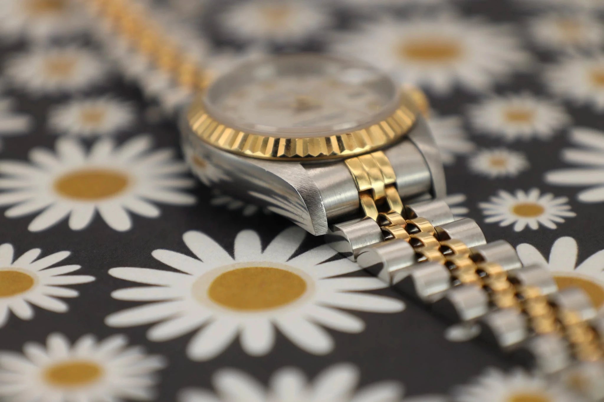 1996 Rolex Datejust Ref. 69173 | Cream Pyramid Dial - Sierra Time Co