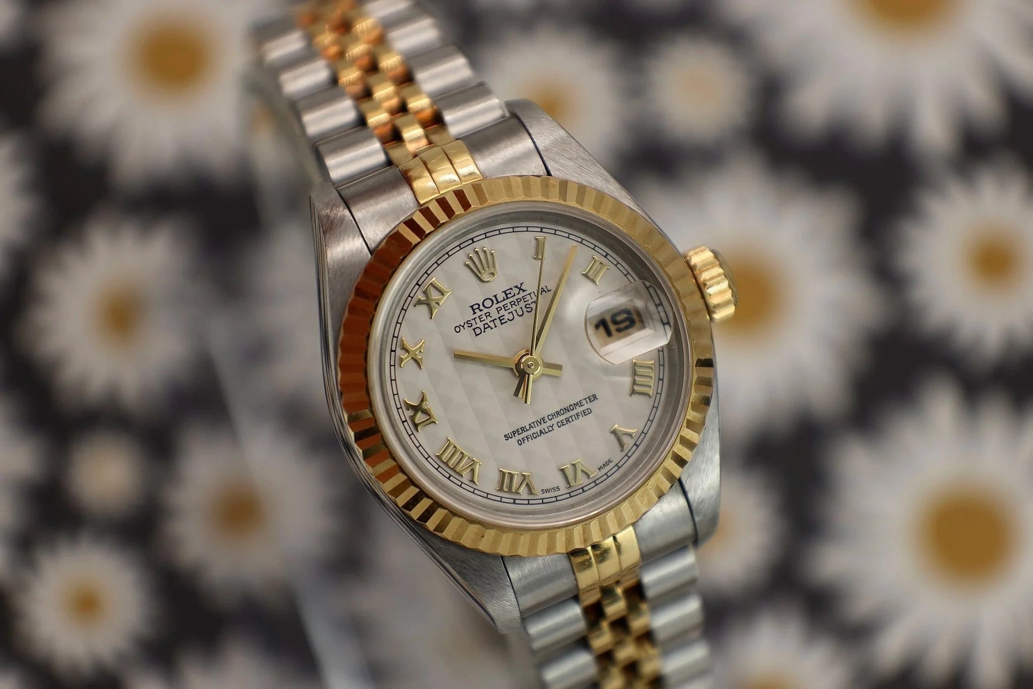 1996 Rolex Datejust Ref. 69173 | Cream Pyramid Dial - Sierra Time Co