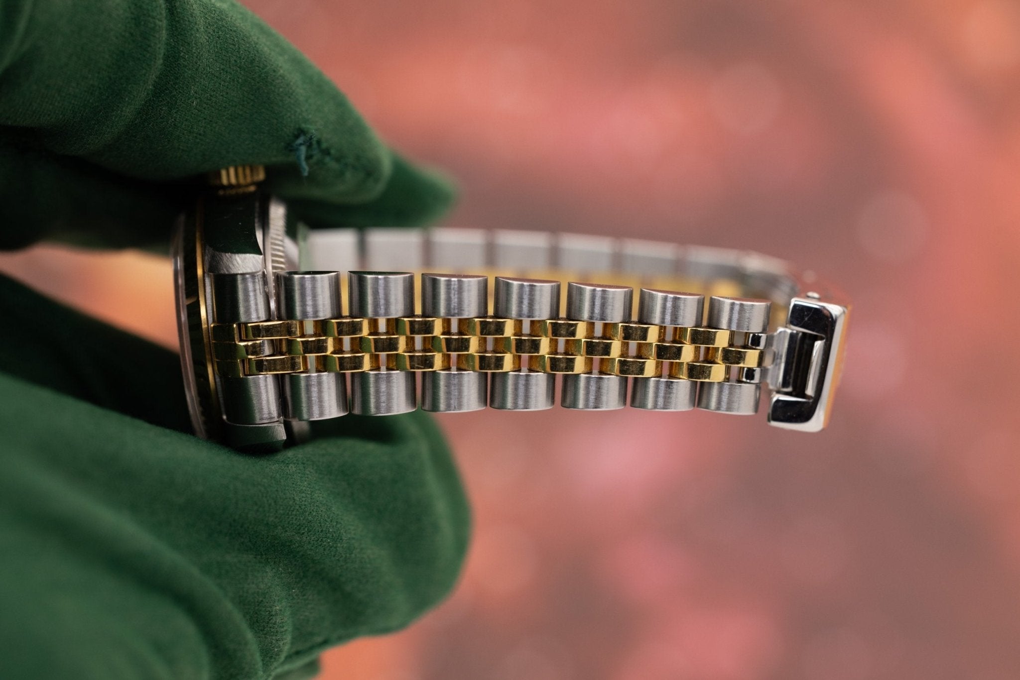 1996 Rolex Ladies Datejust Ref. 69173 | Champagne Dial | Mint Condition - Sierra Time Co