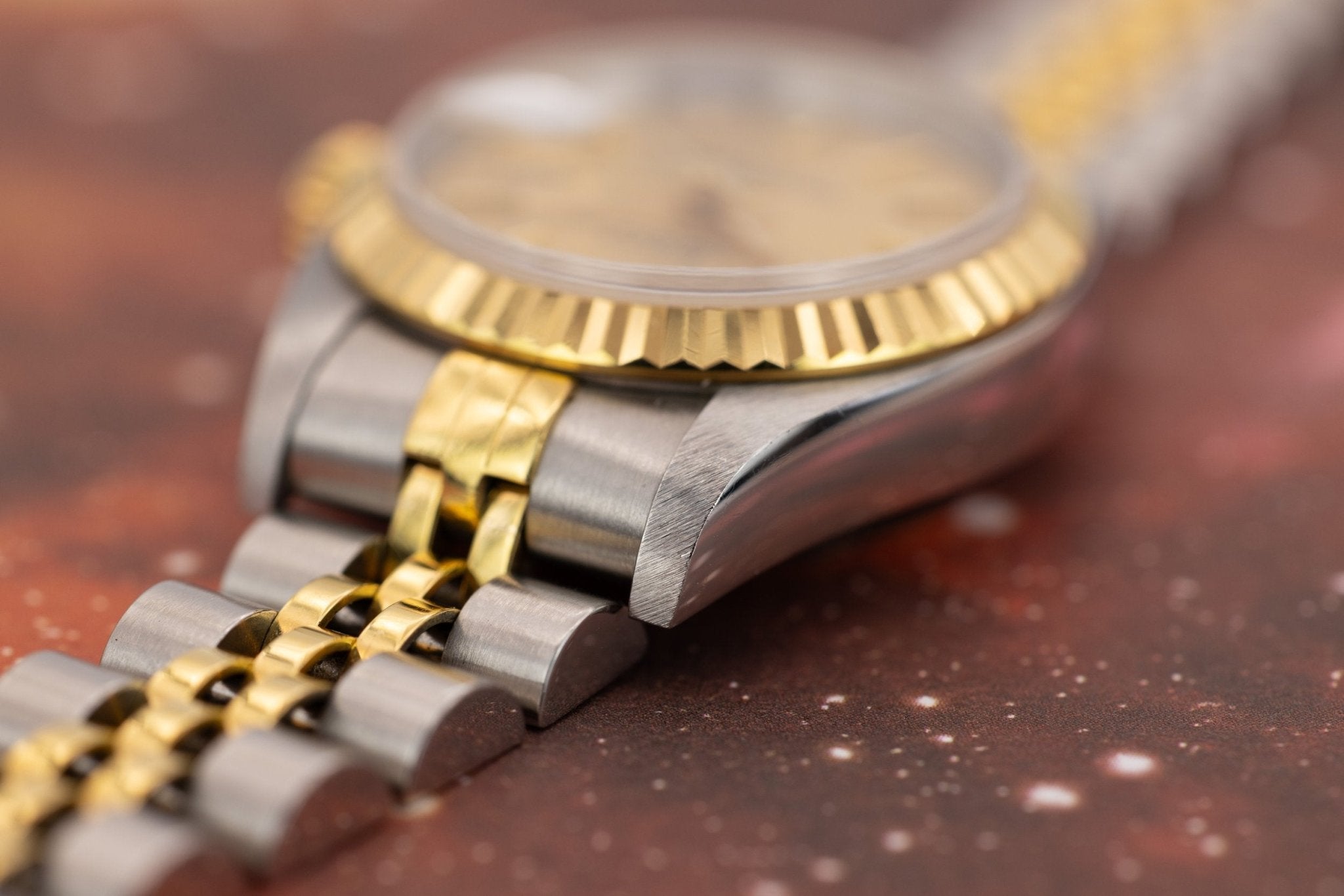 1996 Rolex Ladies Datejust Ref. 69173 | Champagne Dial | Mint Condition - Sierra Time Co