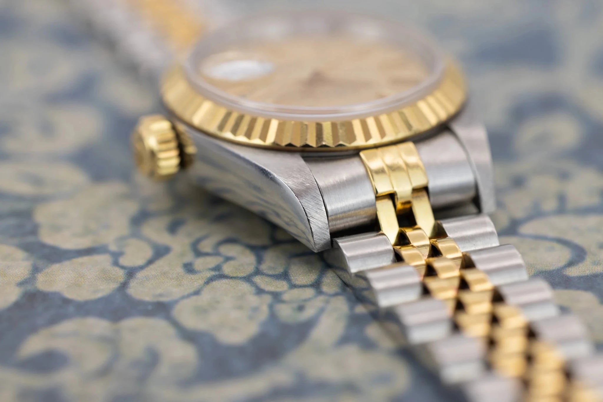 1996 Rolex Ladies Datejust Ref. 69173 | Champagne Tapestry Dial - Sierra Time Co