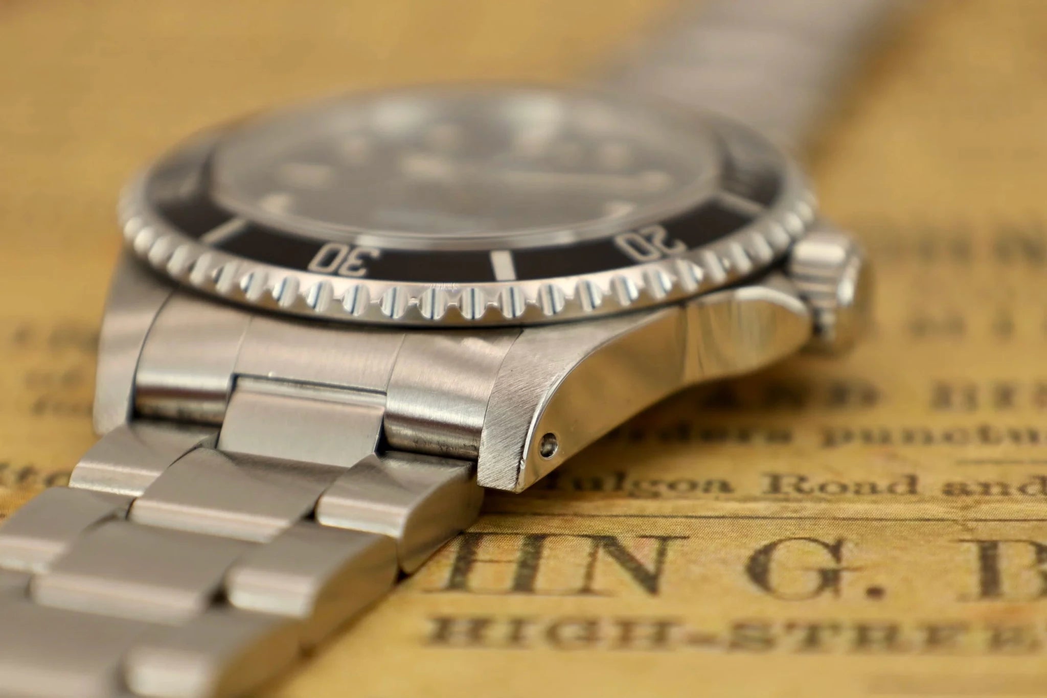 1996 Rolex Submariner Ref. 14060 | Creamy Tritium - Sierra Time Co