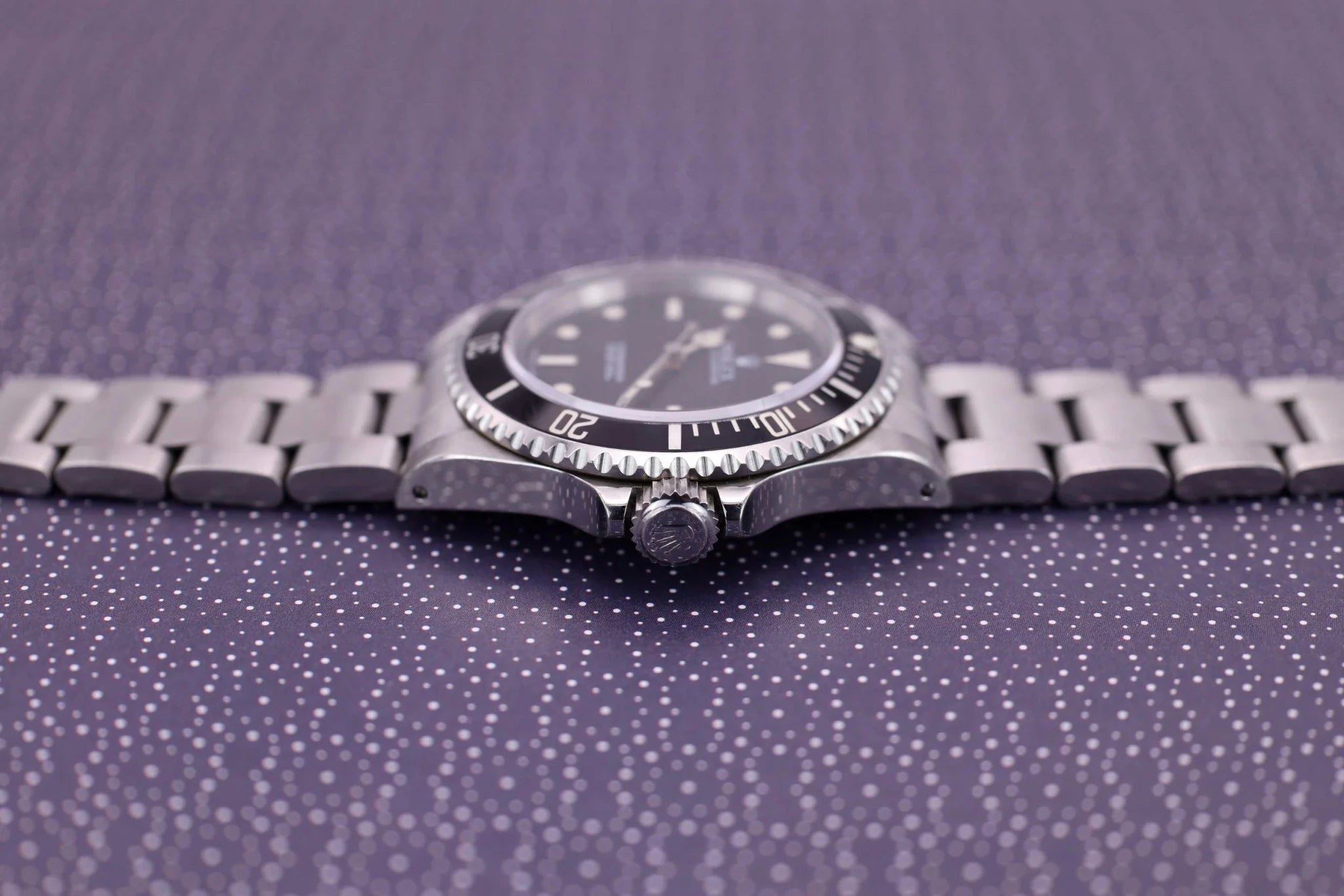 1996 Rolex Submariner Ref. 14060 | Creamy Tritium | Box and Papers - Sierra Time Co
