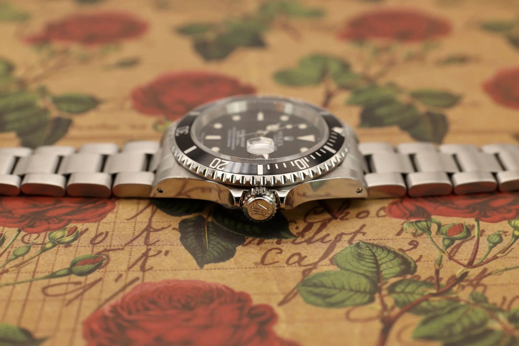 1996 Rolex Submariner Ref. 16610 | Creamy Patina | Box and Papers - Sierra Time Co