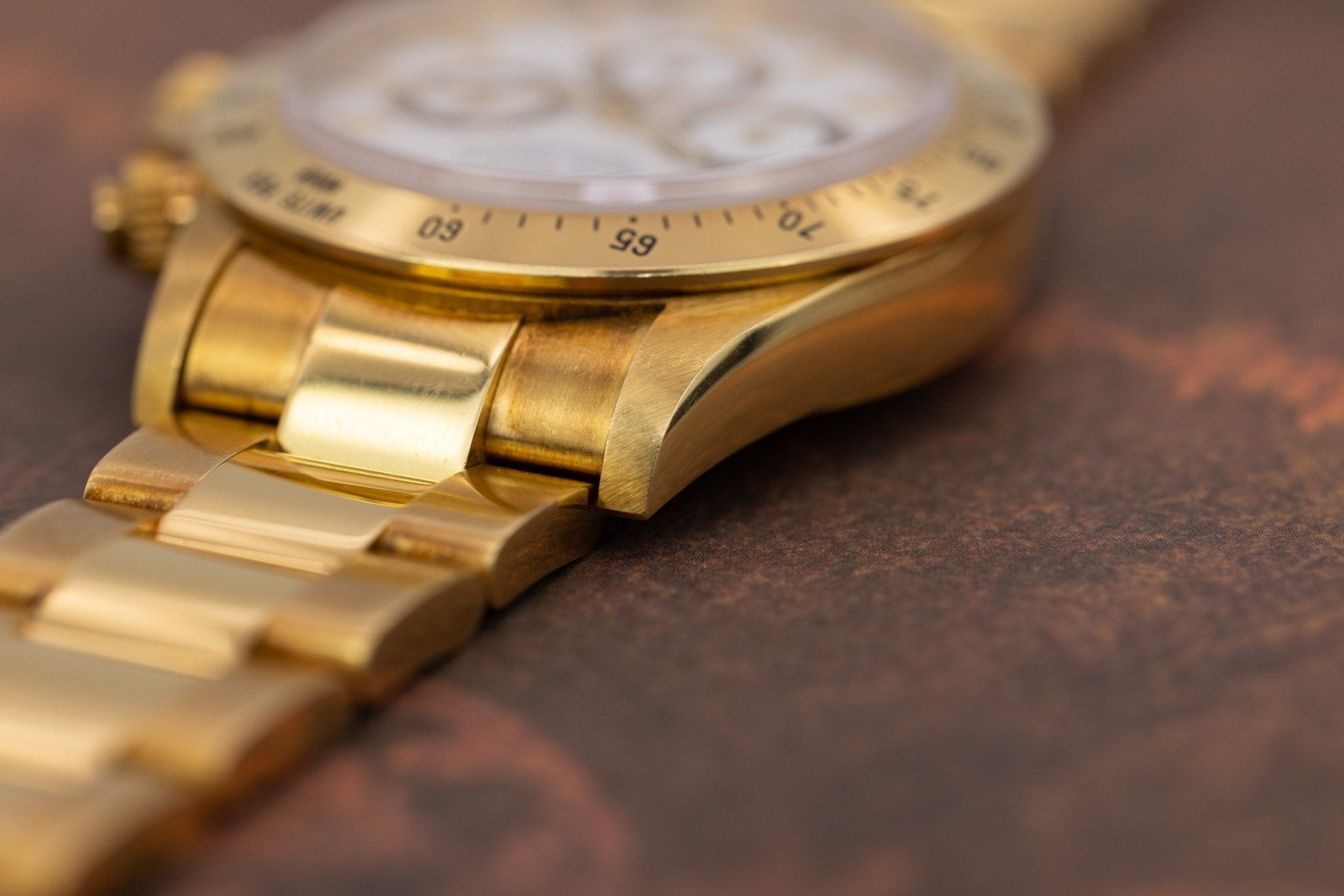 1997 Rolex Daytona Ref. 16528 | 18K YG | White Dial | Unpolished - Sierra Time Co