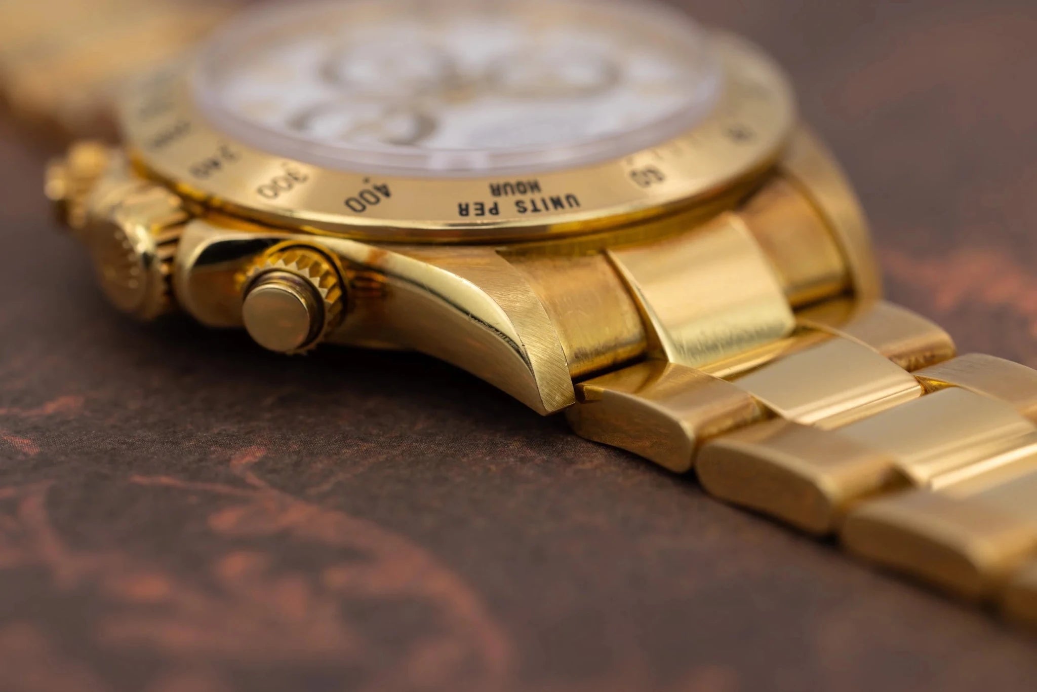 1997 Rolex Daytona Ref. 16528 | 18K YG | White Dial | Unpolished - Sierra Time Co