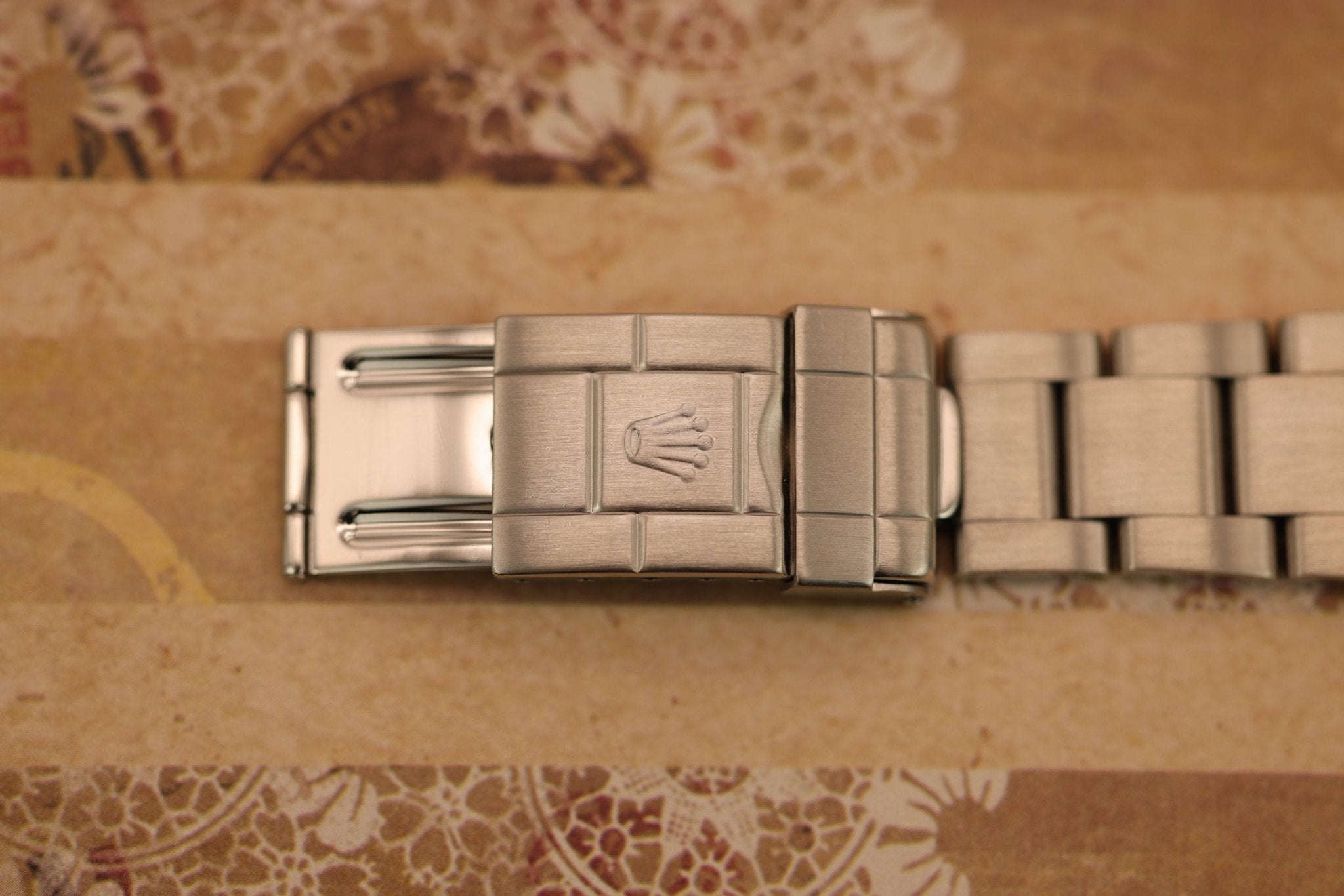 1997 Rolex Explorer II Ref. 16570 Polar | Creamy Patina | Box and Papers - Sierra Time Co