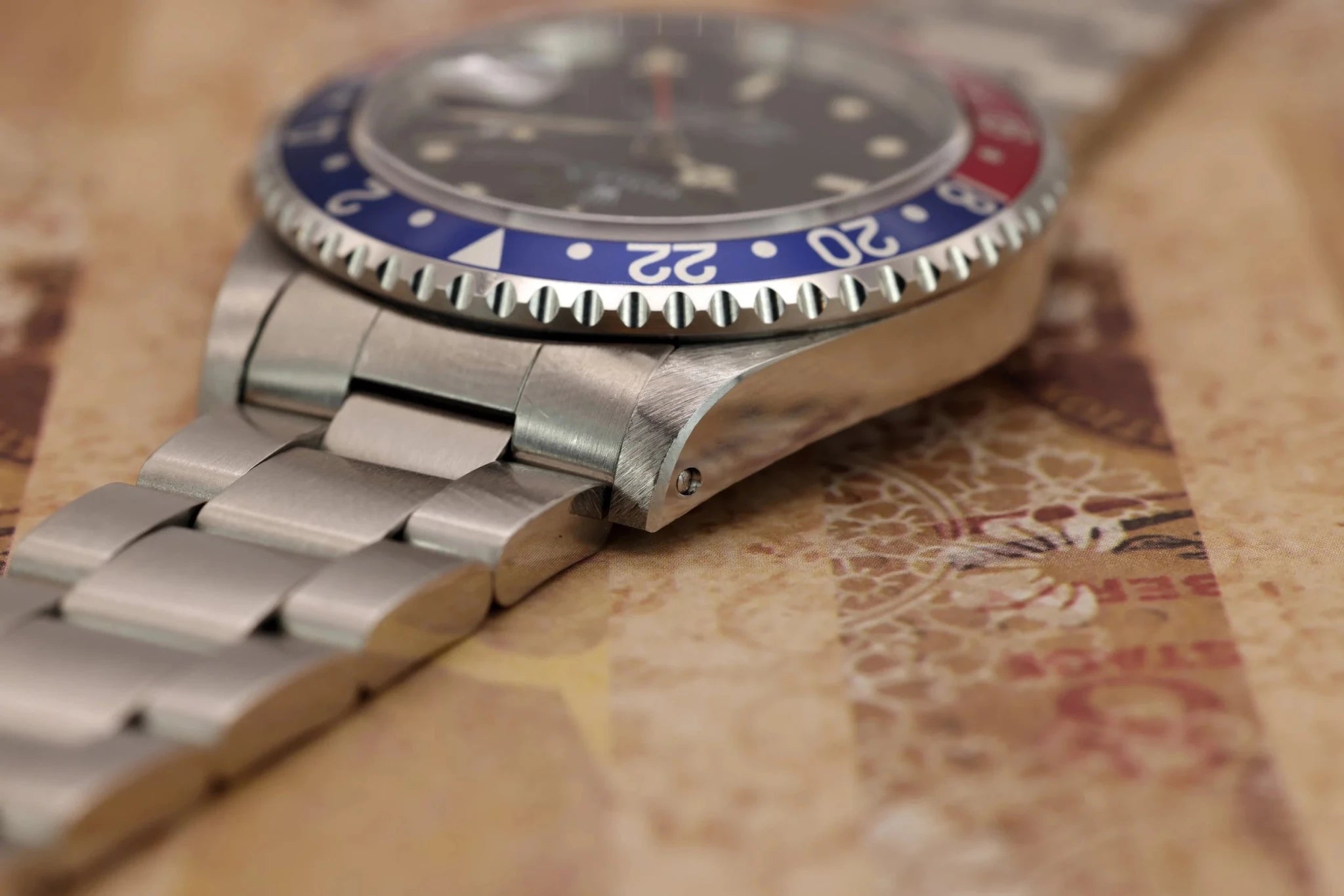 1997 Rolex GMT Master Ref. 16700 Pepsi | Creamy Patina | Box and Papers - Sierra Time Co