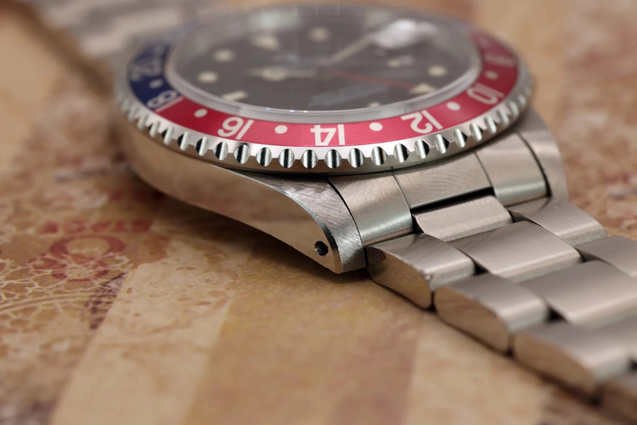1997 Rolex GMT Master Ref. 16700 Pepsi | Creamy Patina | Box and Papers - Sierra Time Co