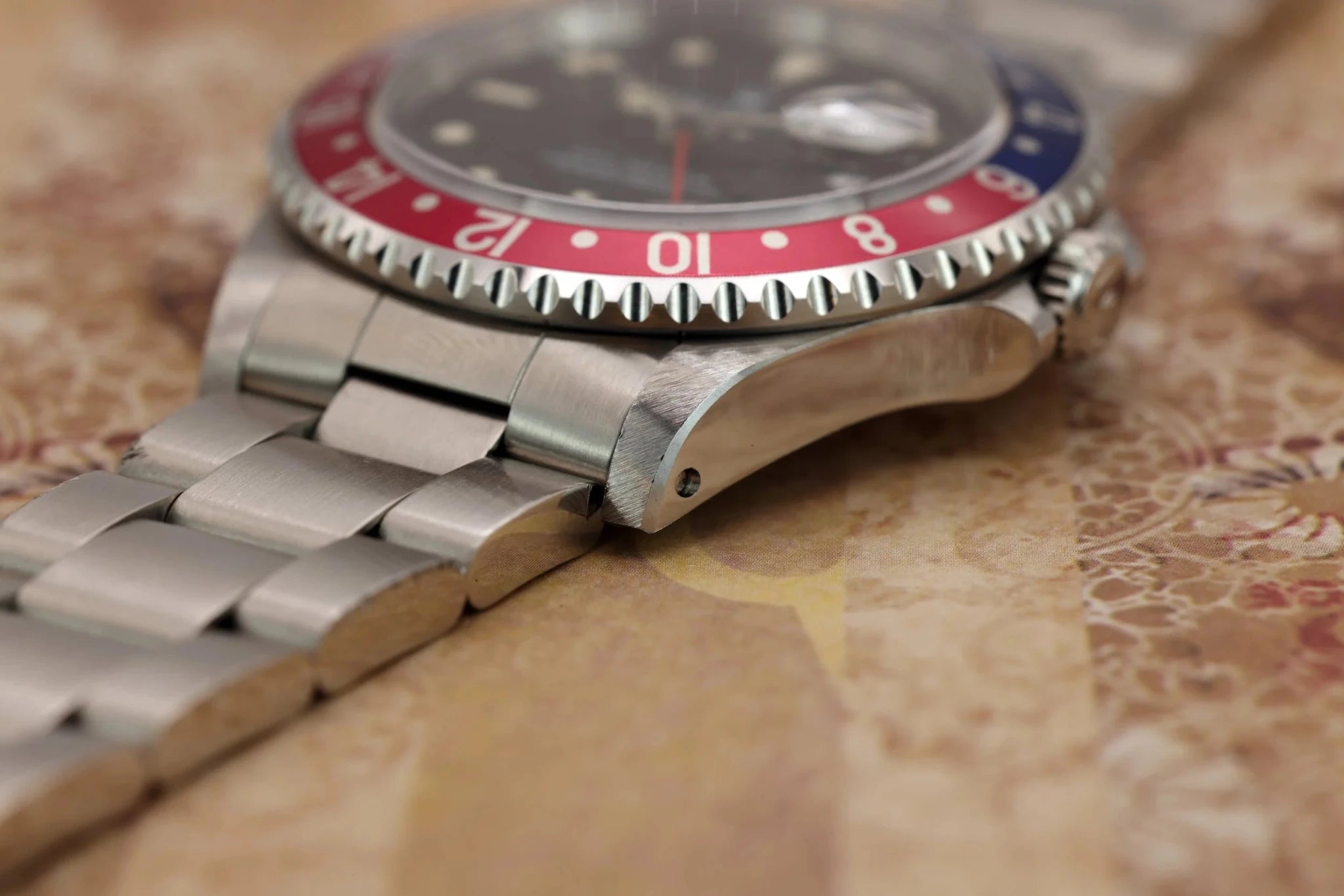1997 Rolex GMT Master Ref. 16700 Pepsi | Creamy Patina | Box and Papers - Sierra Time Co