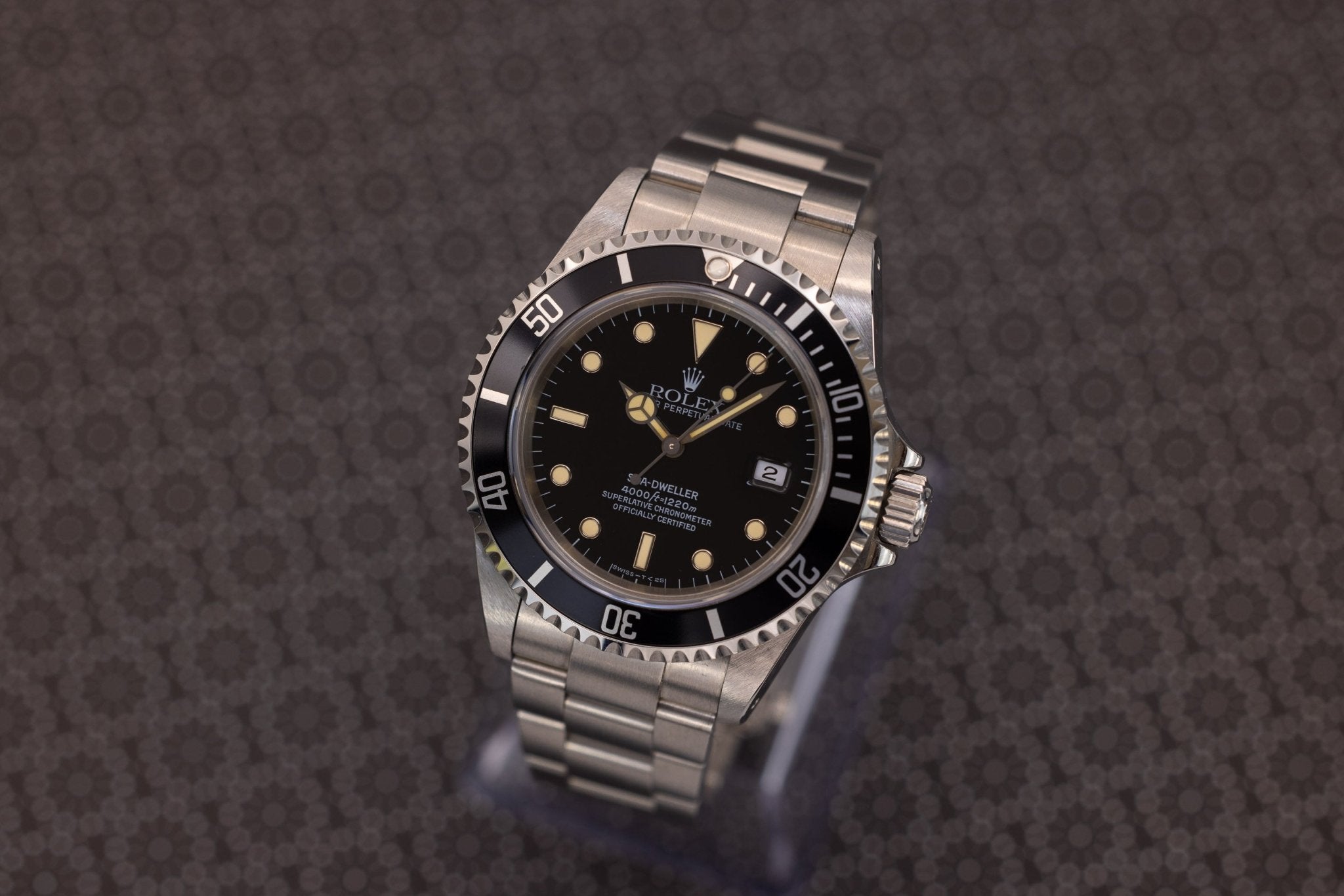 1997 Rolex Sea-Dweller Ref. 16600 | NOS | Vivid Patina | Full Set - Sierra Time Co