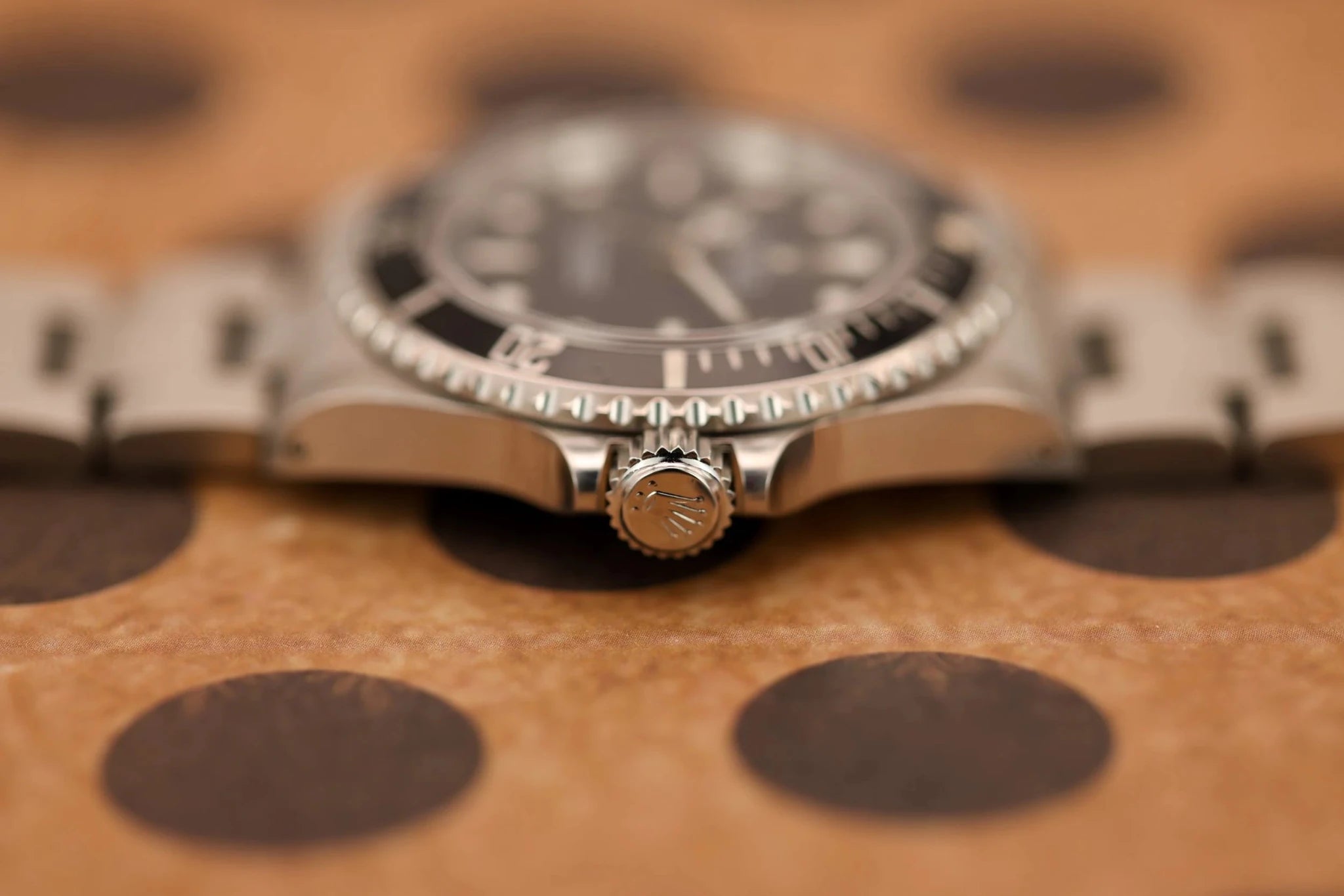 1997 Rolex Submariner Ref. 14060 | Creamy Patina | Box and Papers - Sierra Time Co
