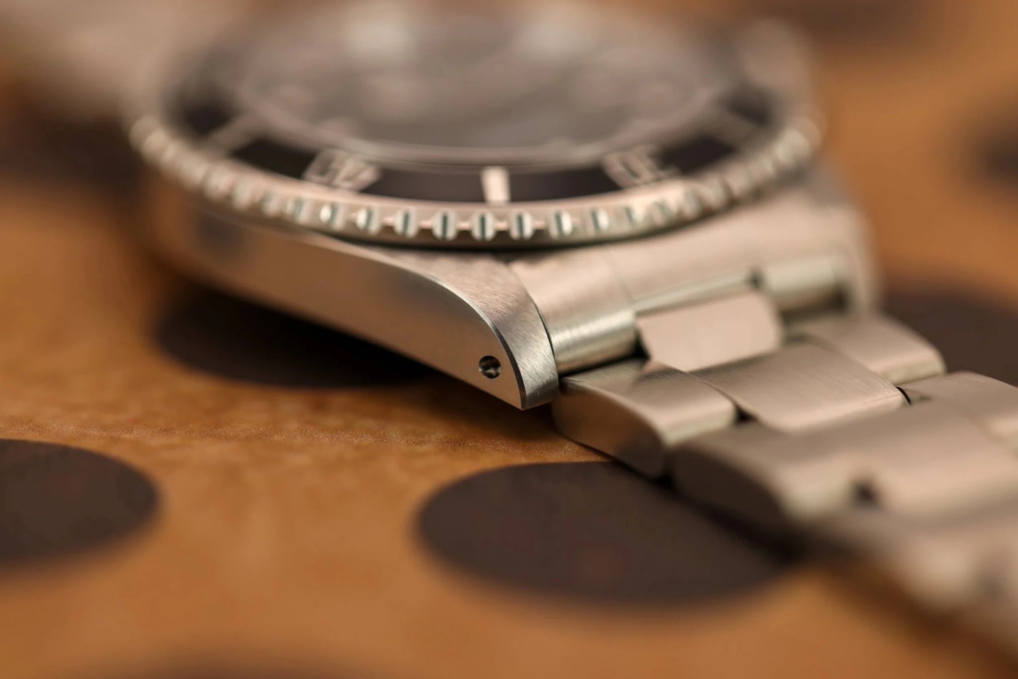 1997 Rolex Submariner Ref. 14060 | Creamy Patina | Box and Papers - Sierra Time Co