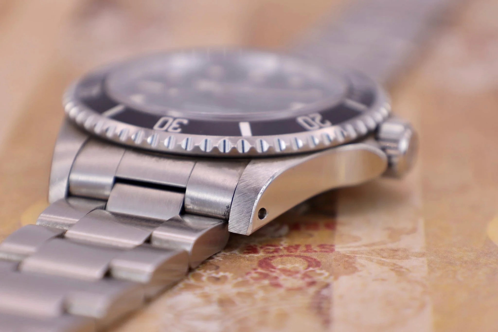 1997 Rolex Submariner Ref. 14060 | Creamy Tritium | Full Set - Sierra Time Co
