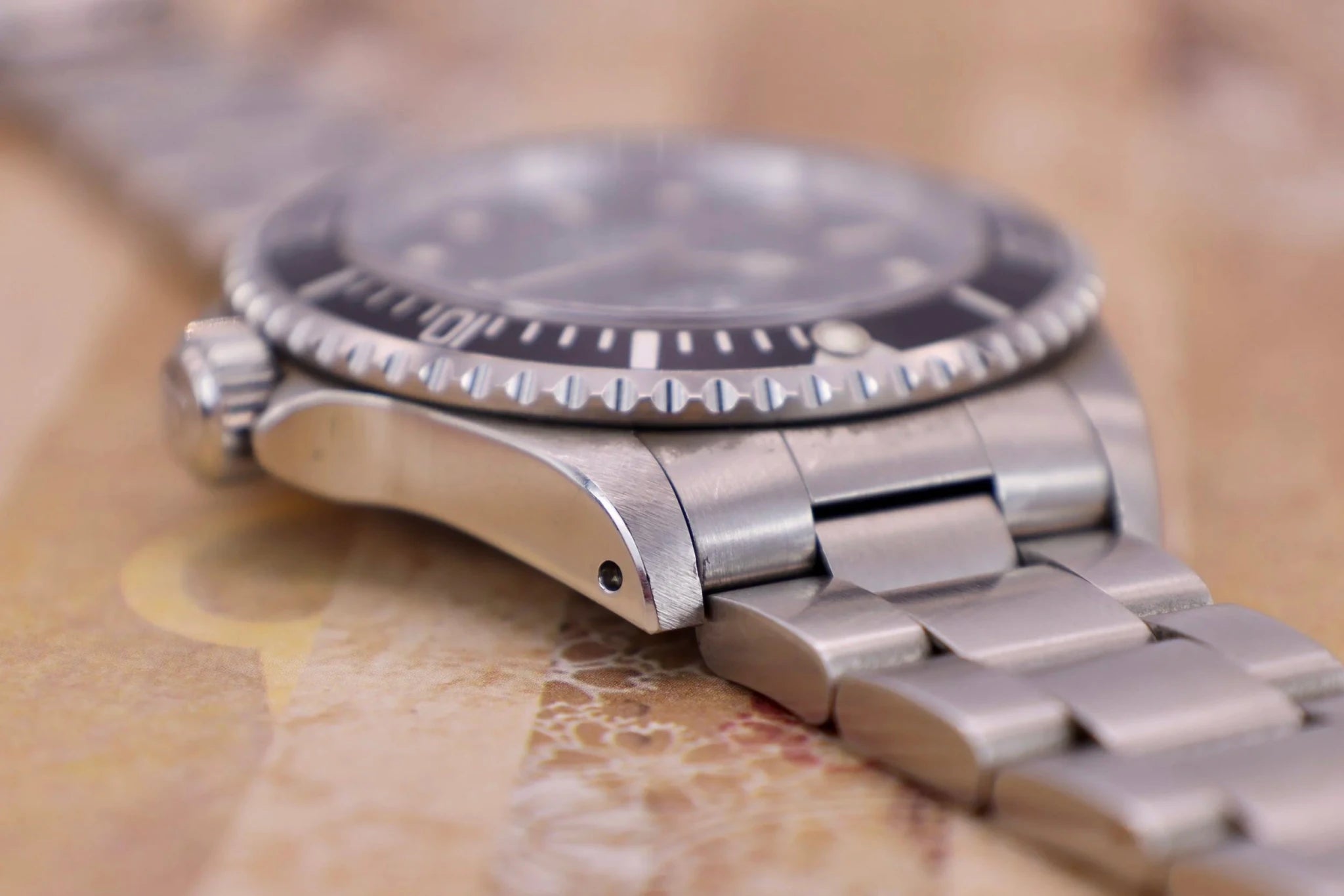 1997 Rolex Submariner Ref. 14060 | Creamy Tritium | Full Set - Sierra Time Co