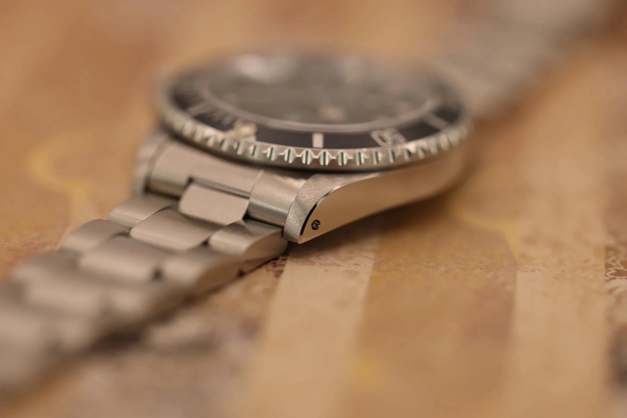 1997 Rolex Submariner Ref. 16610 | Creamy Patina | Full Set - Sierra Time Co