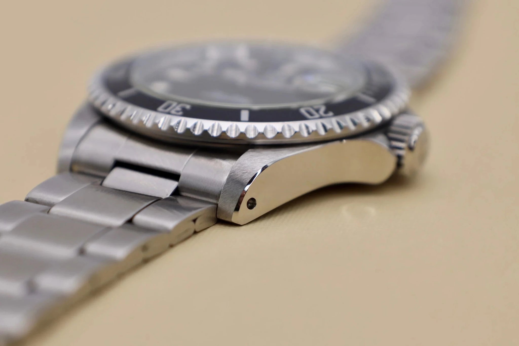 1997 Tudor Submariner Ref. 79190 | Creamy Patina - Sierra Time Co