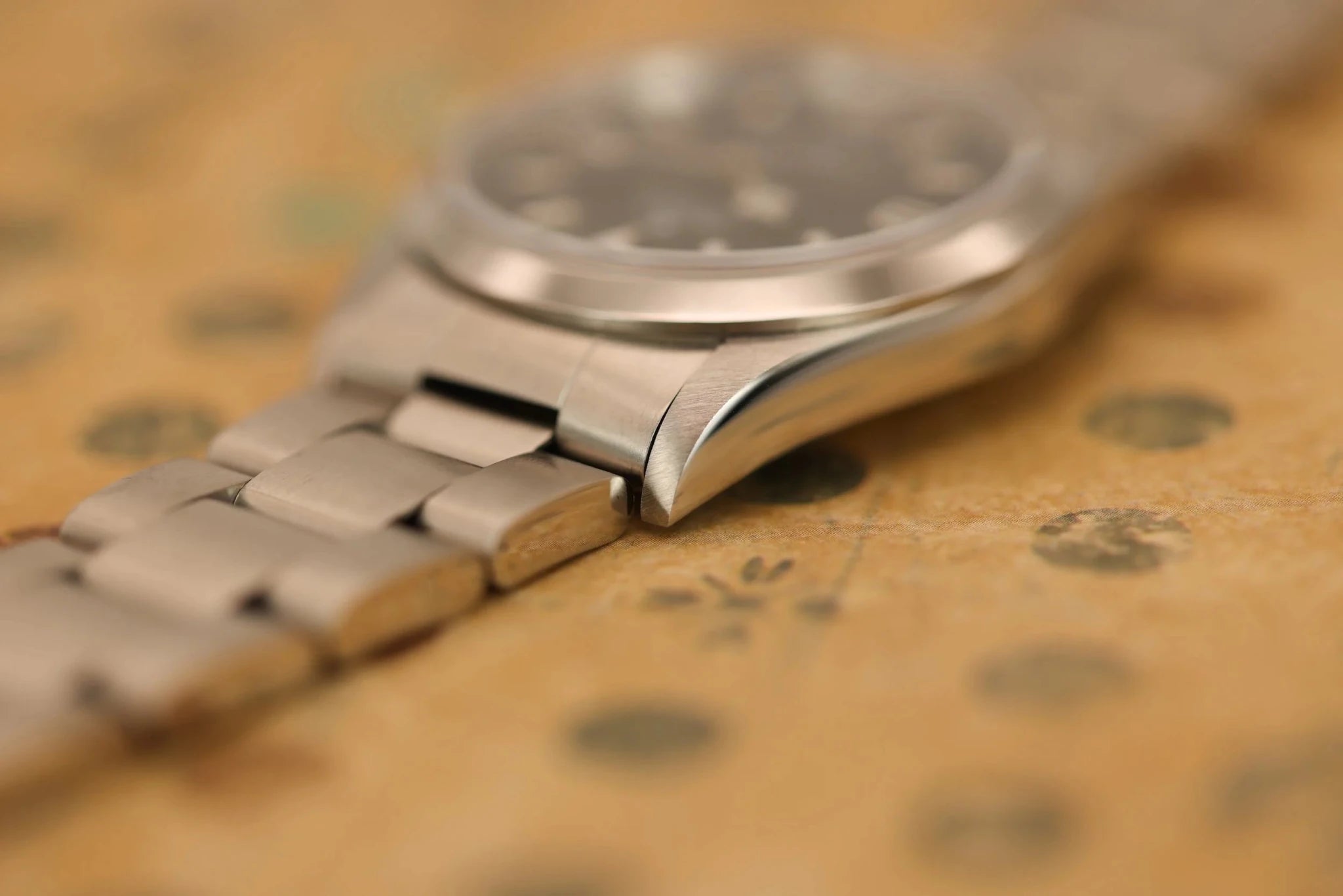 1998 Rolex Explorer I Ref. 14270 | Creamy Tritium Dial | Box and Papers - Sierra Time Co