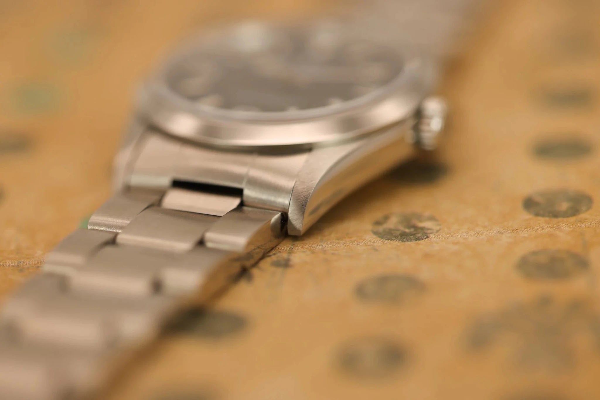 1998 Rolex Explorer I Ref. 14270 | Creamy Tritium Dial | Box and Papers - Sierra Time Co