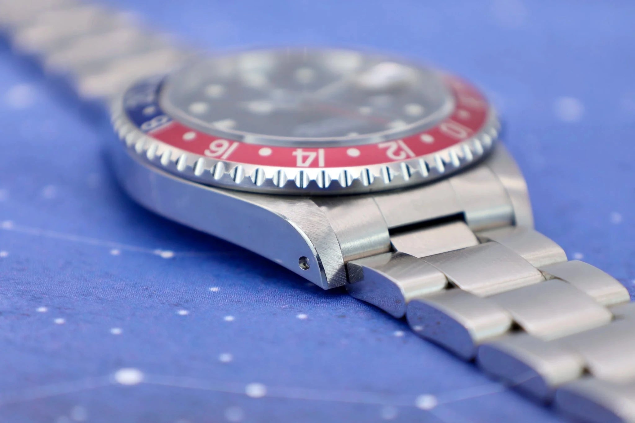 1998 Rolex GMT Master Ref. 16700 Pepsi | Box and Papers - Sierra Time Co