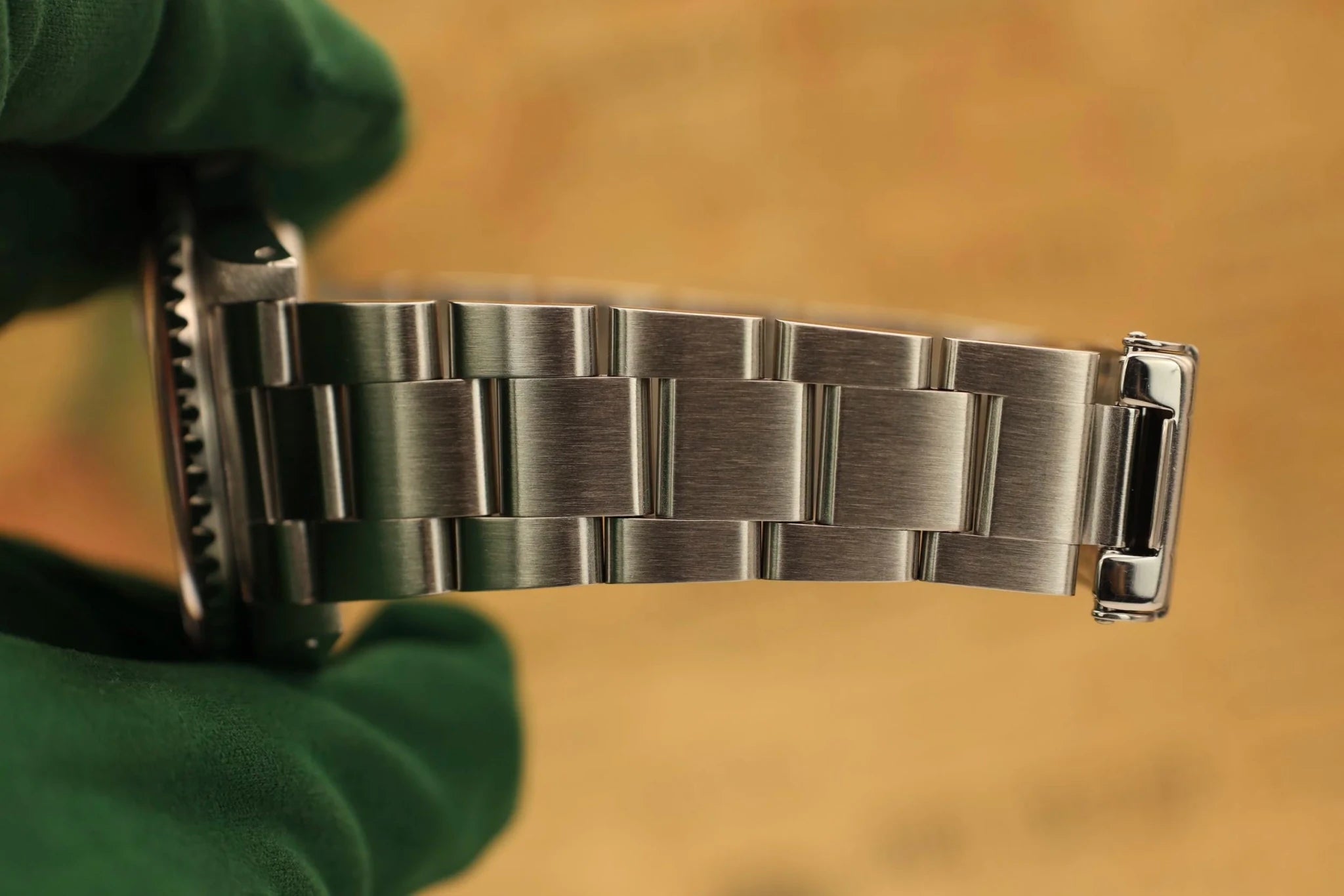 1998 Rolex GMT Master Ref. 16700 Pepsi | Creamy Patina | Box and Papers - Sierra Time Co
