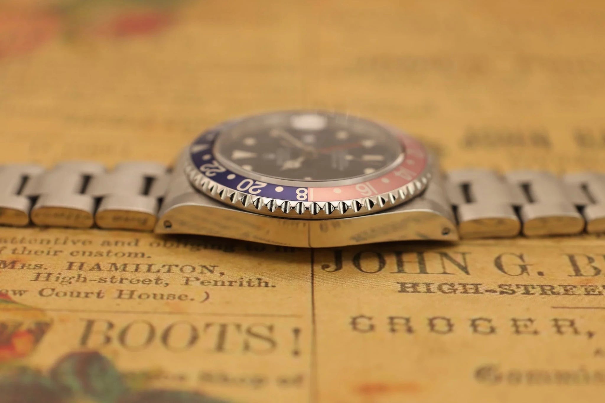 1998 Rolex GMT Master Ref. 16700 Pepsi | Creamy Patina | Box and Papers - Sierra Time Co