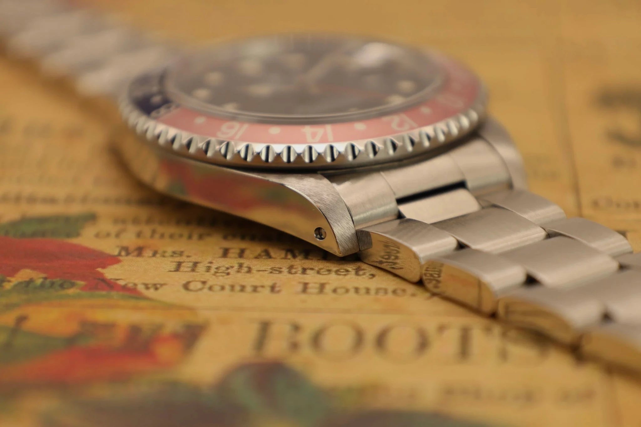 1998 Rolex GMT Master Ref. 16700 Pepsi | Creamy Patina | Box and Papers - Sierra Time Co