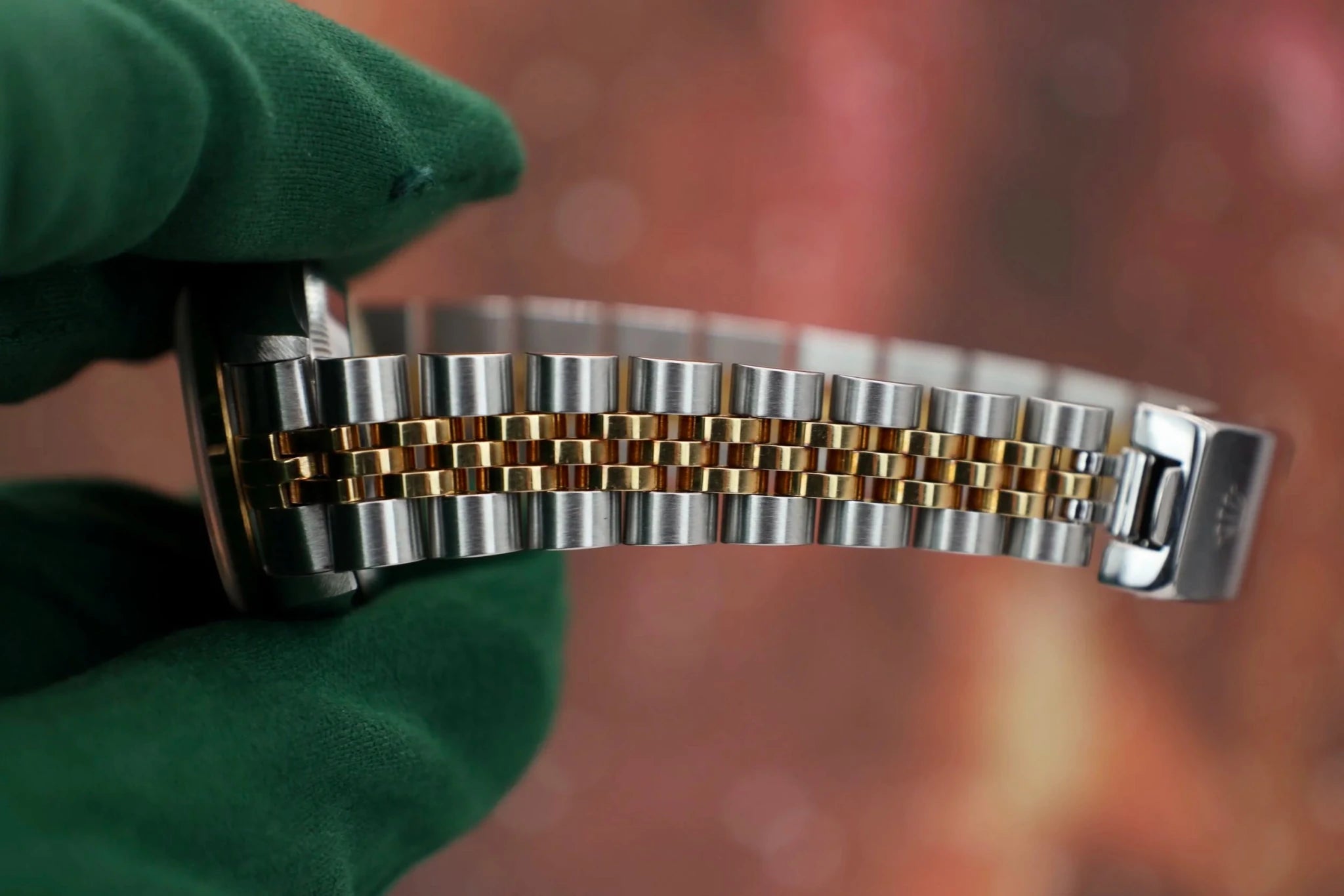 1998 Rolex Ladies Datejust Ref. 69173 | Champagne Dial | Papers - Sierra Time Co